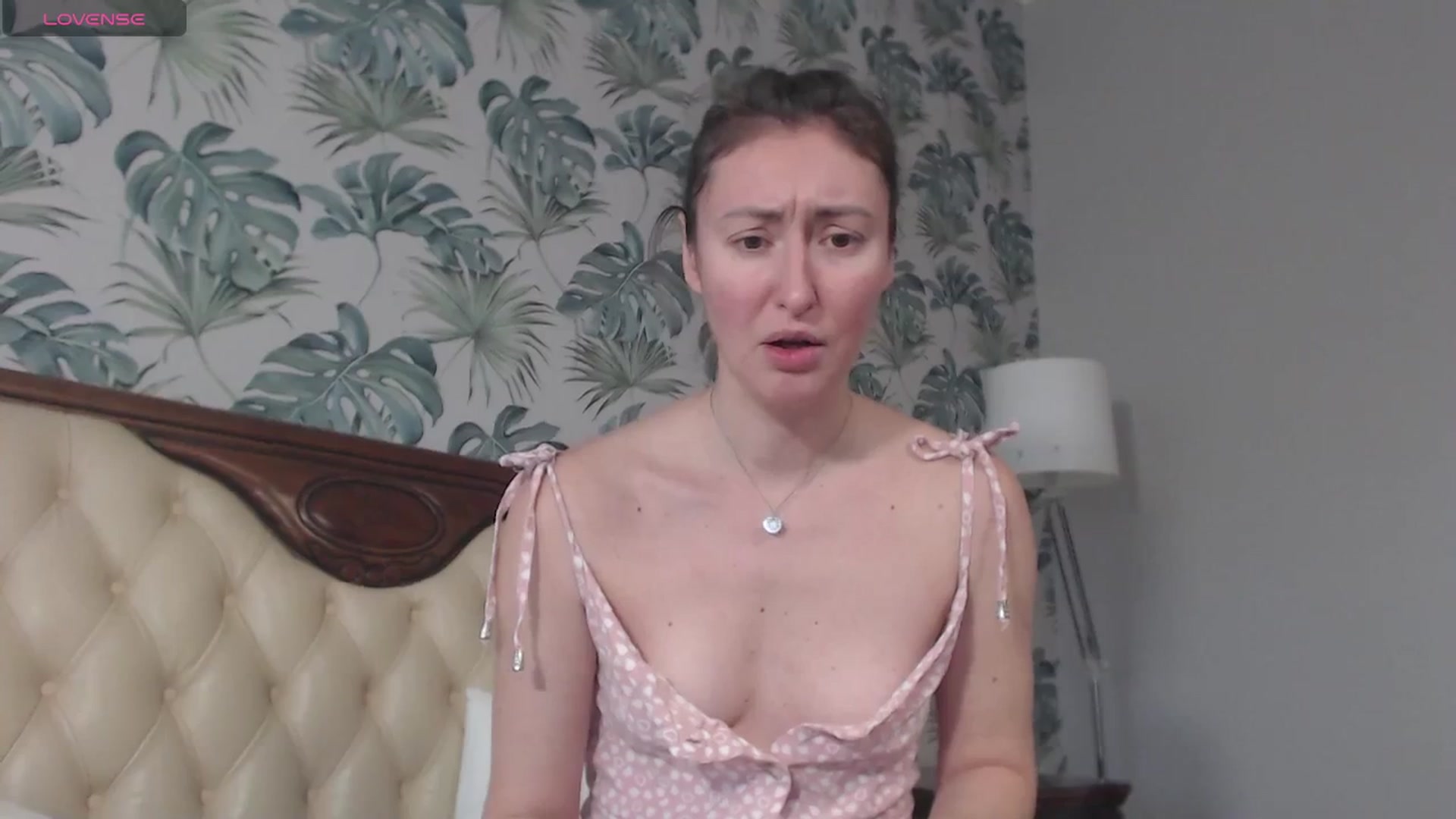 Gallery image thumbnail from Veronica_4u's myfreecams stream on, 12/23/2024, 09:11 image 13 of 20