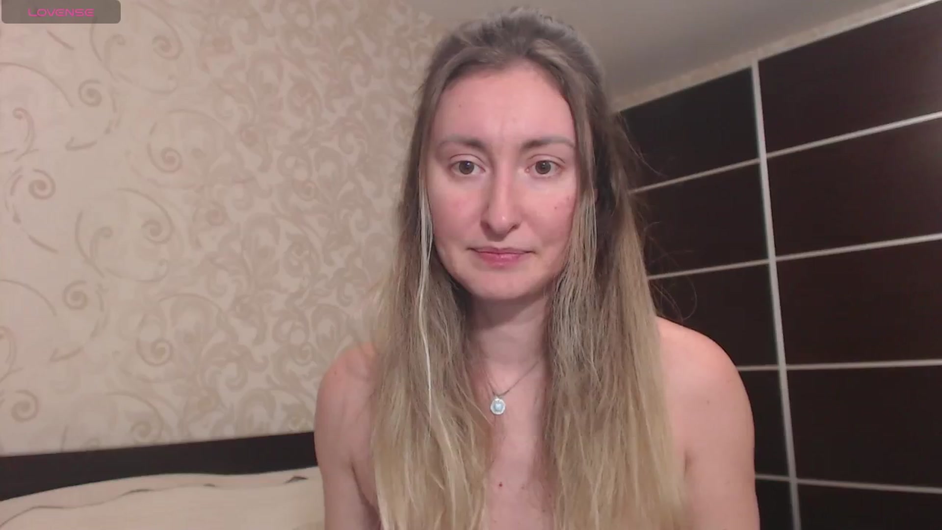 Gallery image thumbnail from Veronica_4u's myfreecams stream on, 01/16/2025, 17:58 image 12 of 20
