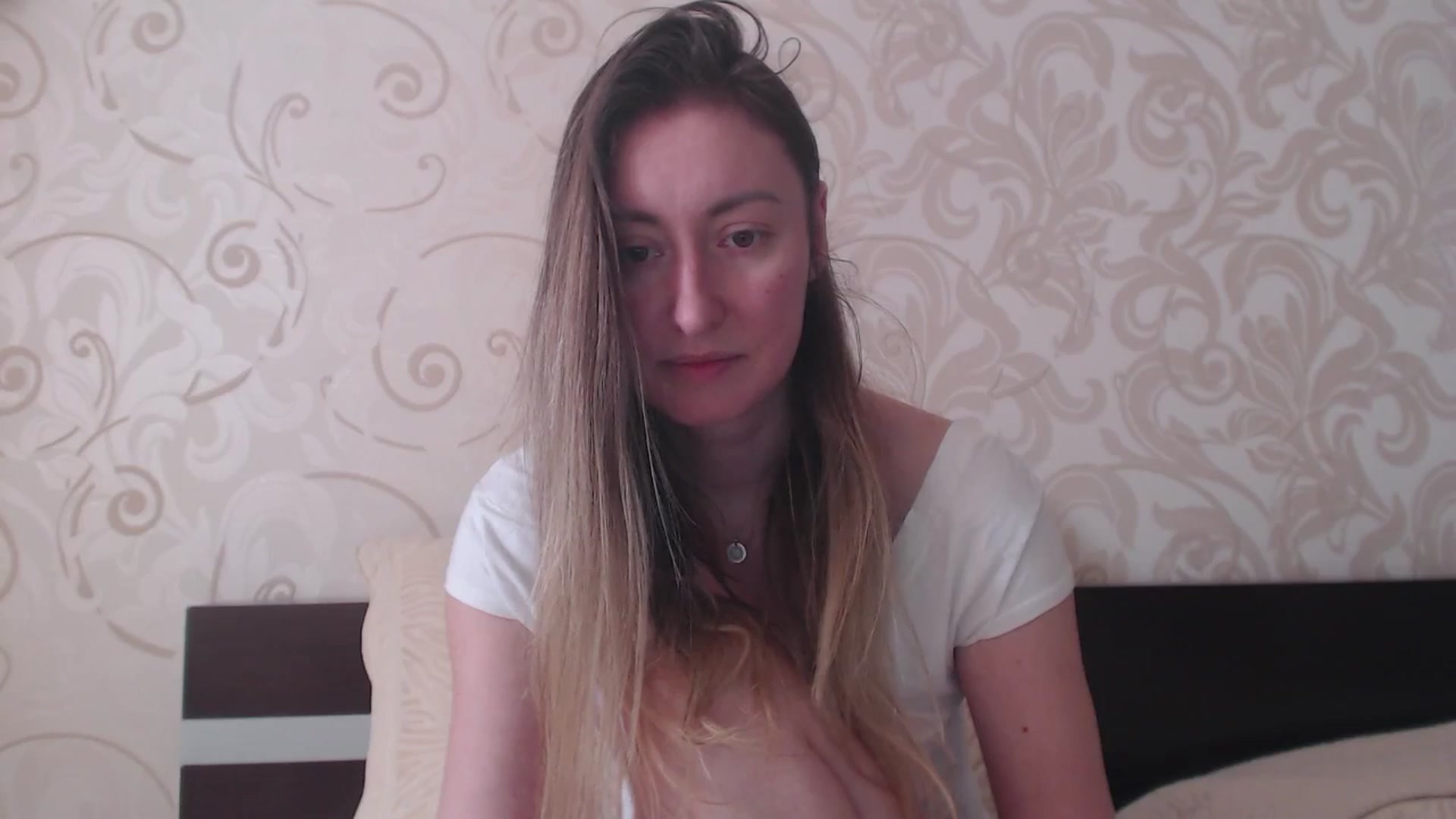 Gallery image thumbnail from Veronica_4u's myfreecams stream on, 02/18/2025, 08:39 image 20 of 20