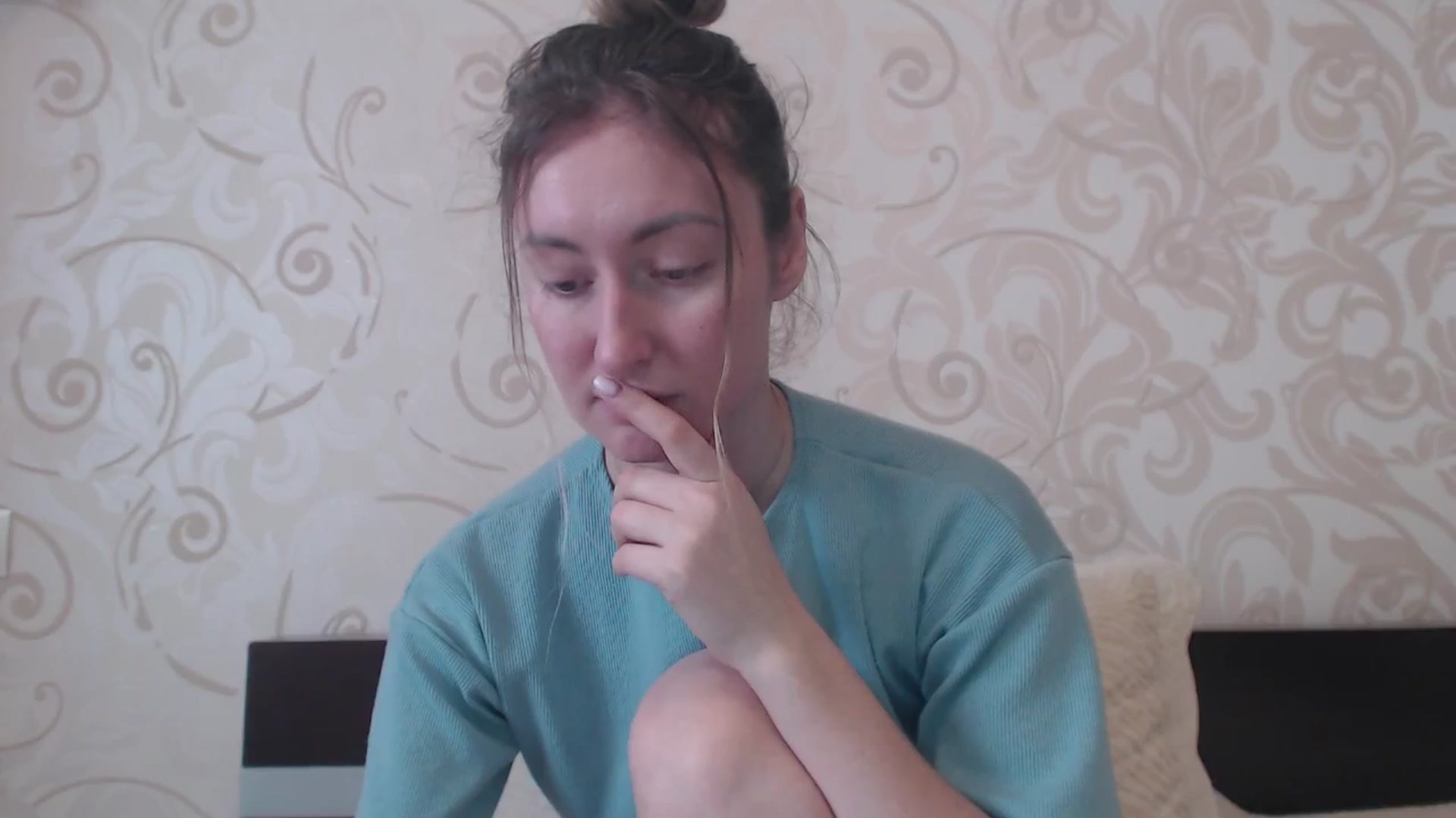Gallery image thumbnail from Veronica_4u's myfreecams stream on, 02/20/2025, 07:50 image 12 of 20
