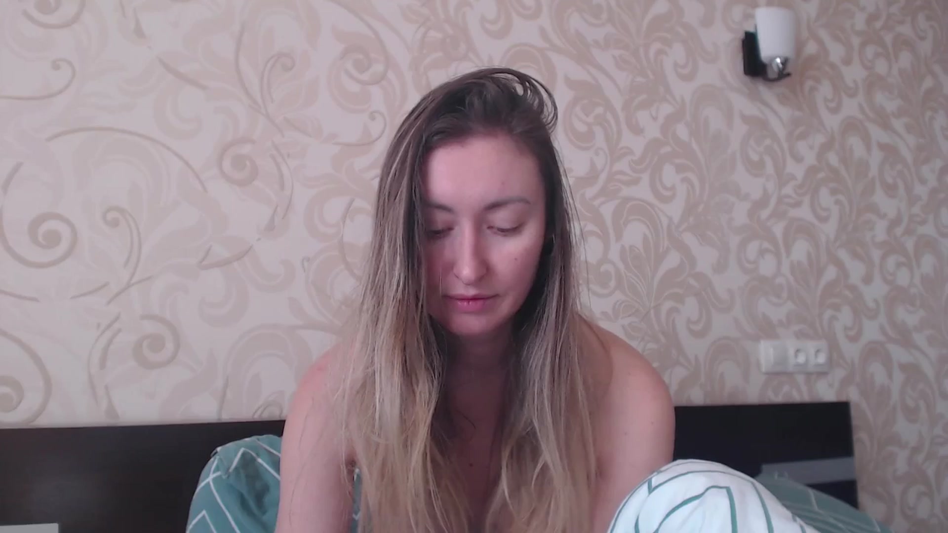 Gallery image thumbnail from Veronica_4u's myfreecams stream on, 02/24/2025, 09:15 image 11 of 20