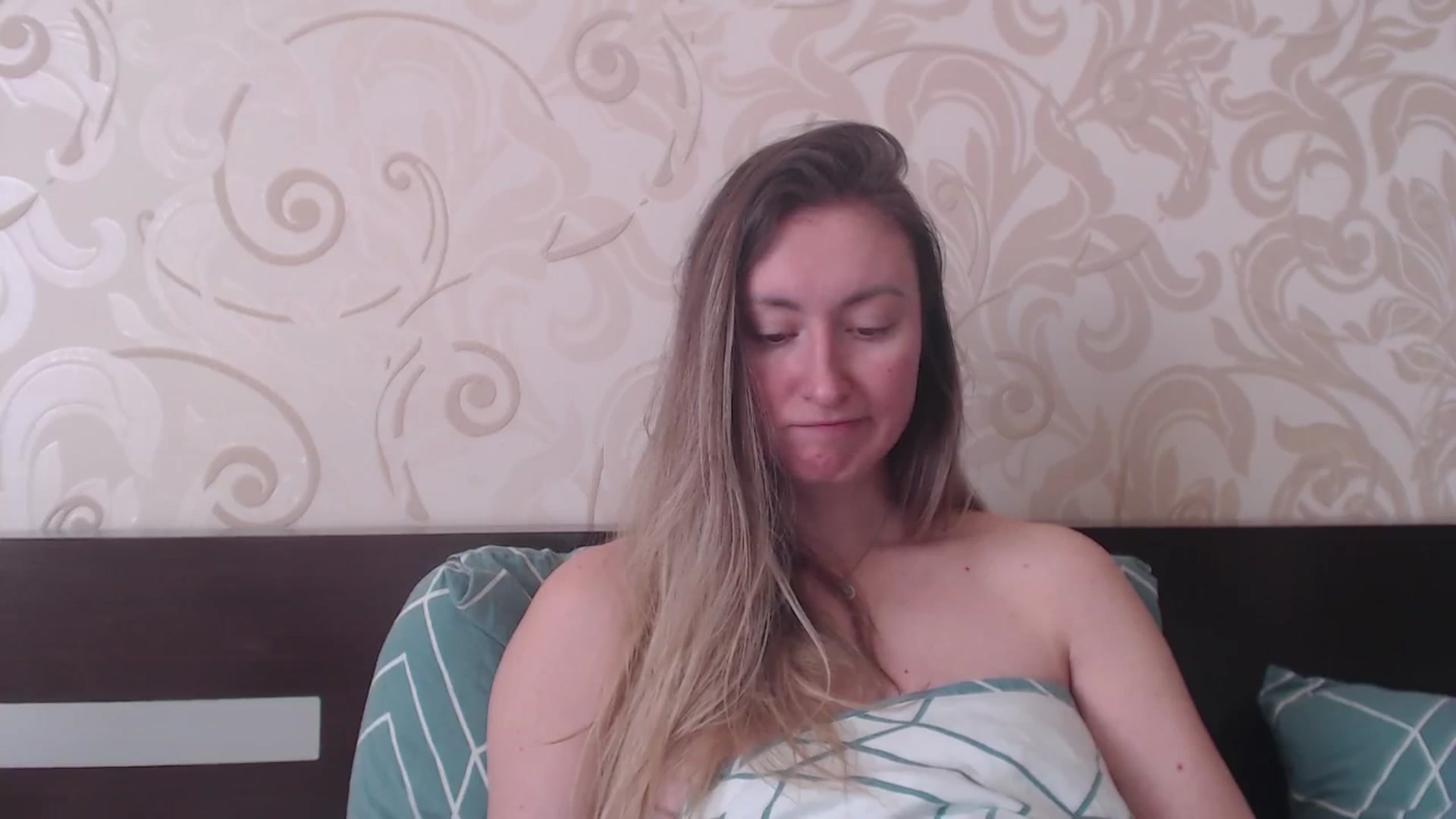 Gallery image thumbnail from Veronica_4u's myfreecams stream on, 02/26/2025, 09:02 image 13 of 20