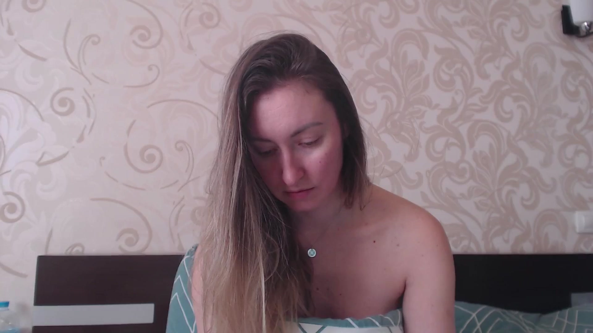 Gallery image thumbnail from Veronica_4u's myfreecams stream on, 02/26/2025, 09:02 image 6 of 20