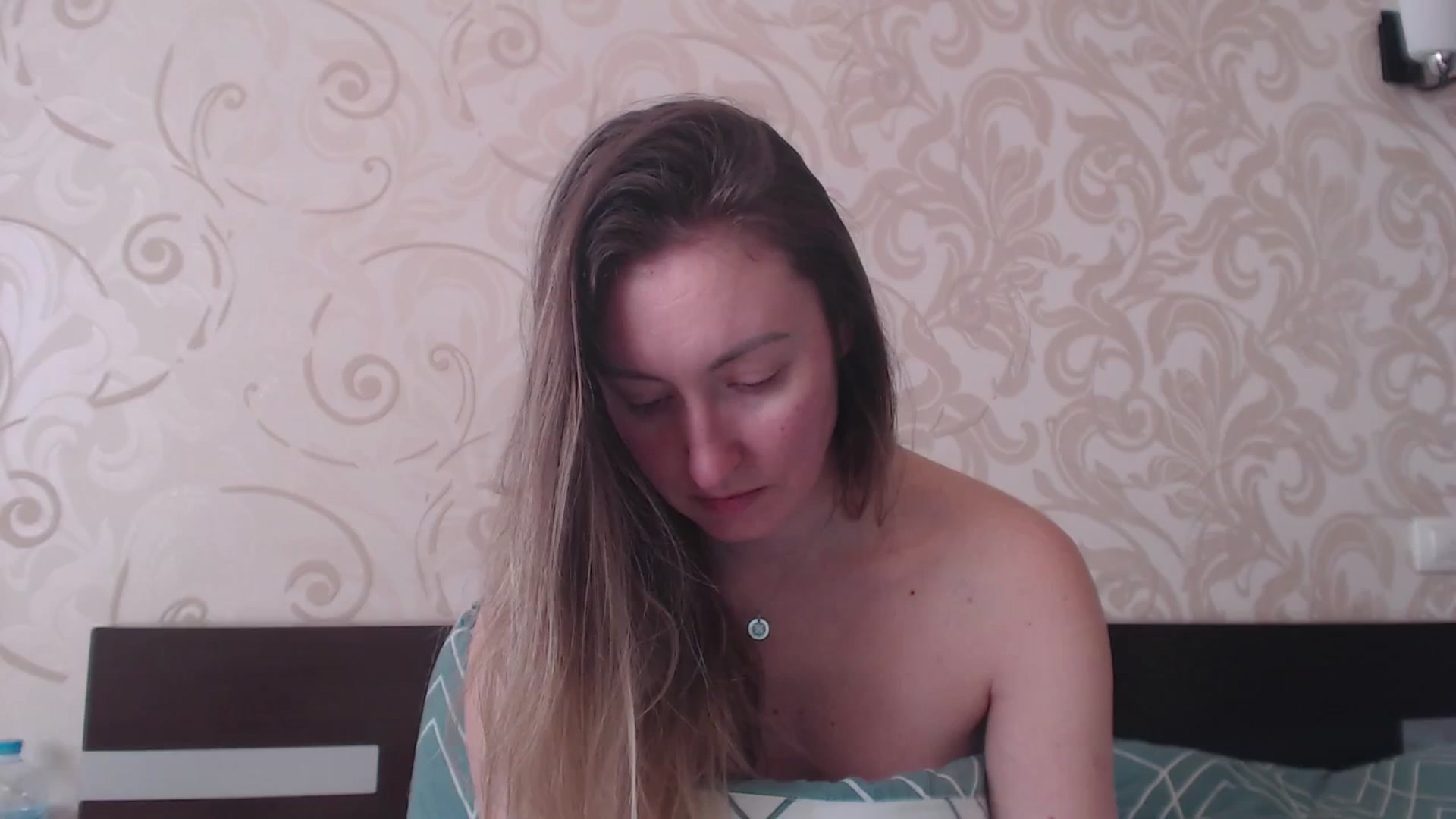 Gallery image thumbnail from Veronica_4u's myfreecams stream on, 02/26/2025, 09:02 image 5 of 20