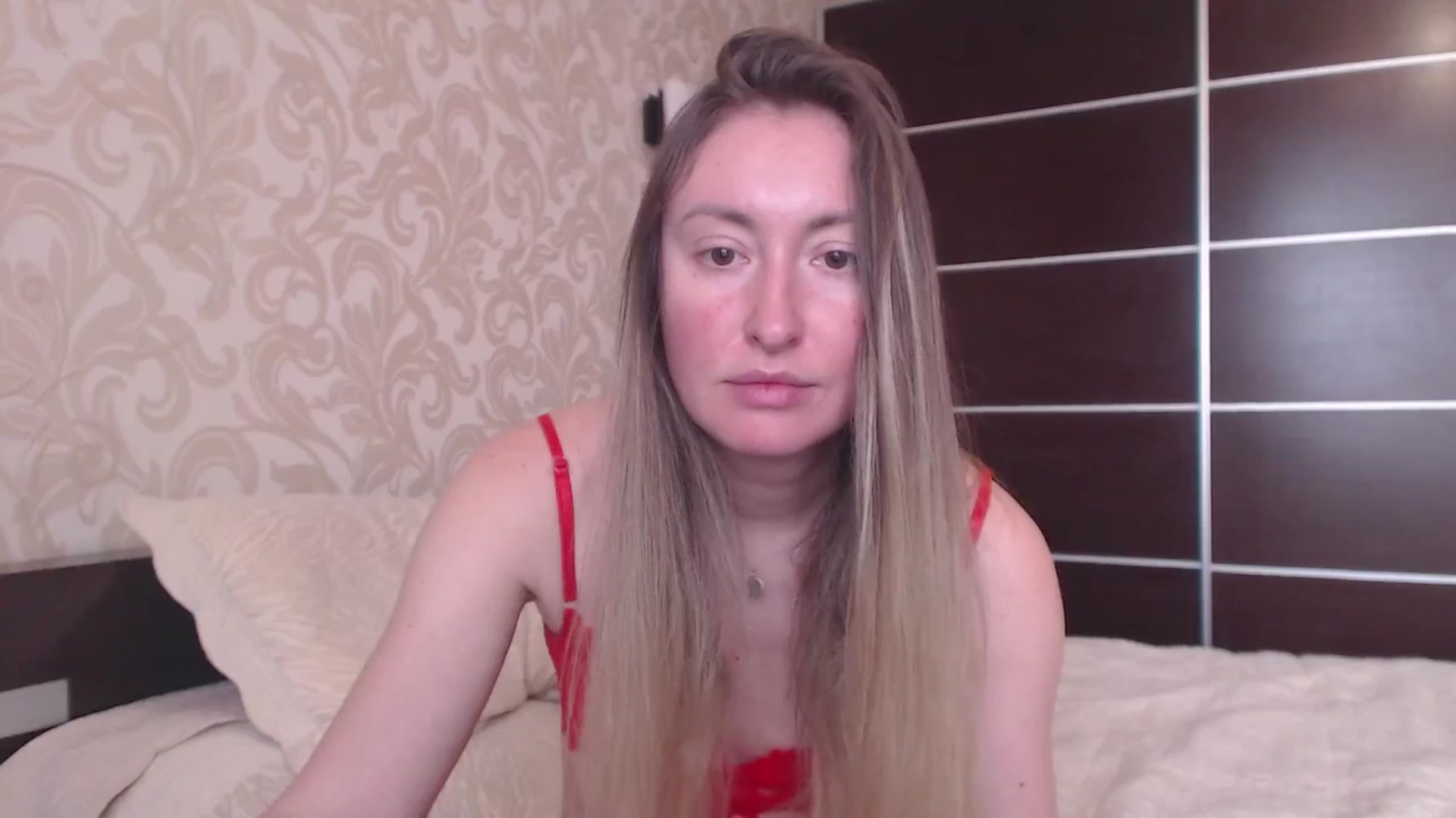 Gallery image thumbnail from Veronica_4u's myfreecams stream on, 03/13/2025, 09:36 image 8 of 20