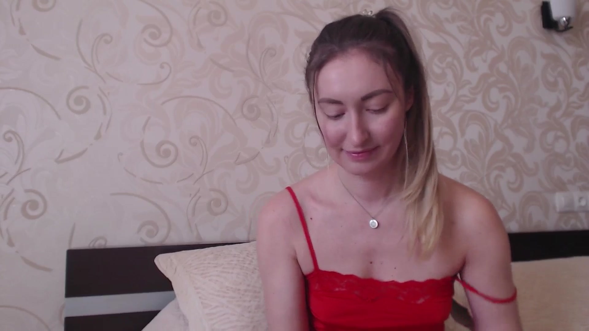 Gallery image thumbnail from Veronica_4u's myfreecams stream on, 03/22/2025, 09:39 image 7 of 20