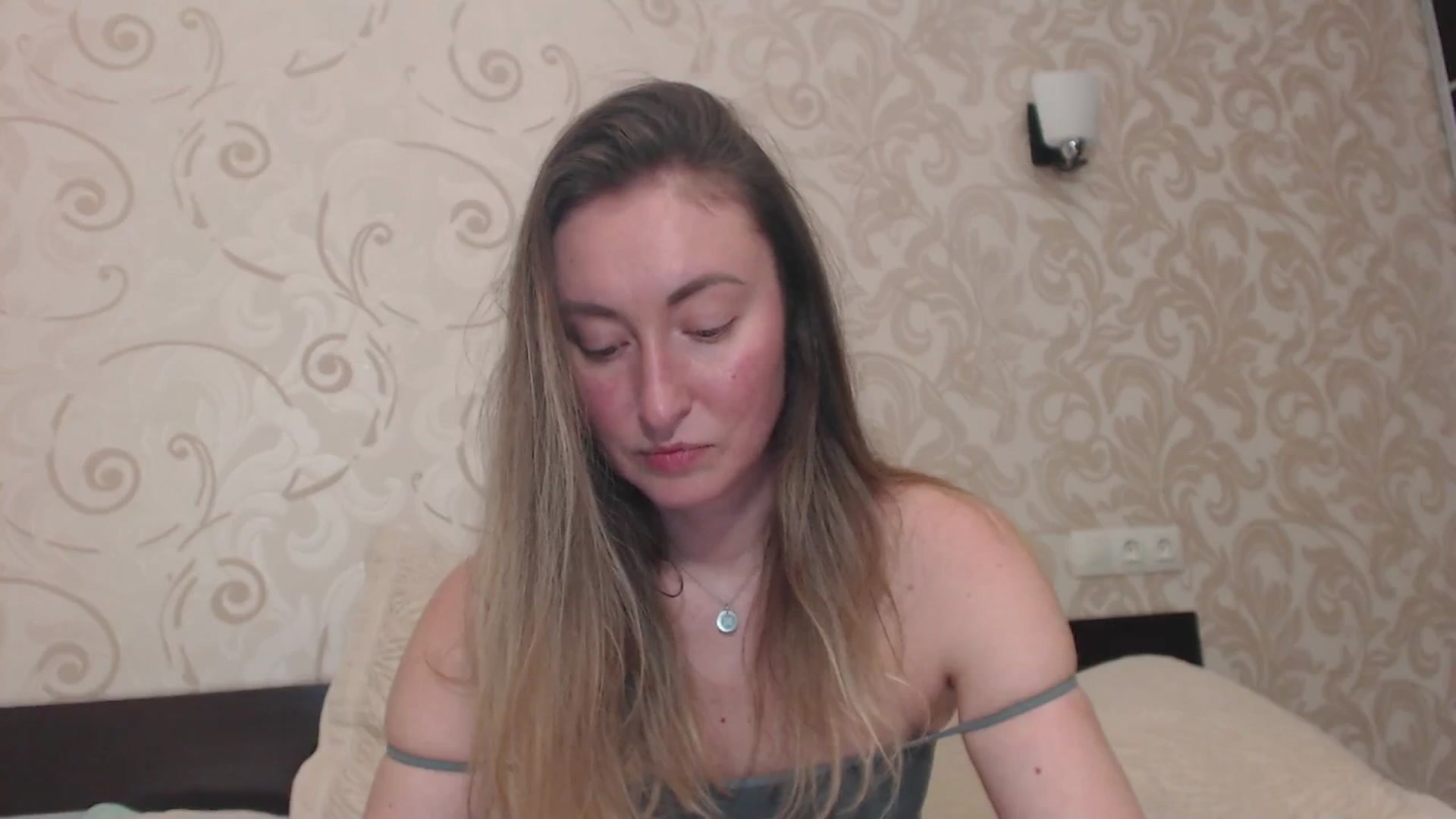 Gallery image thumbnail from Veronica_4u's myfreecams stream on, 03/23/2025, 17:56 image 7 of 20