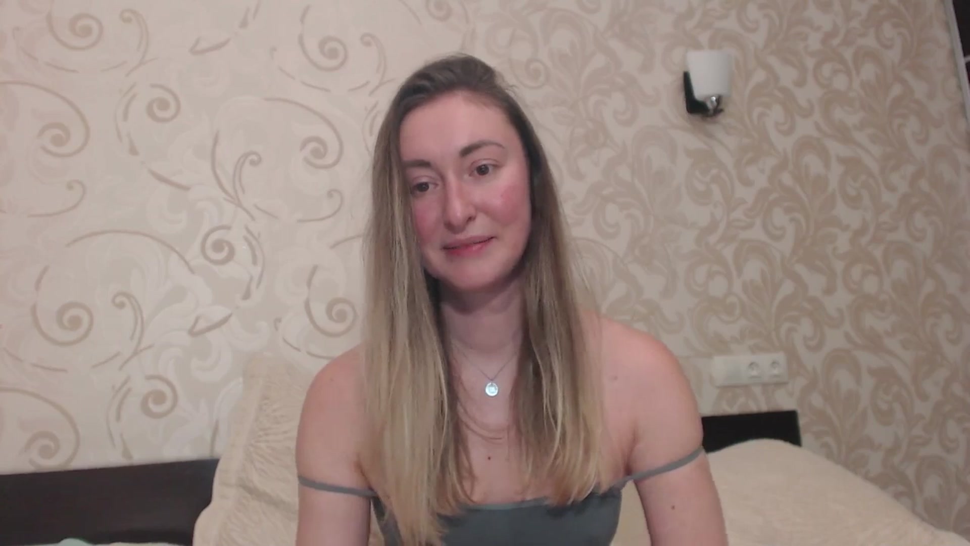 Gallery image thumbnail from Veronica_4u's myfreecams stream on, 03/23/2025, 17:56 image 19 of 20