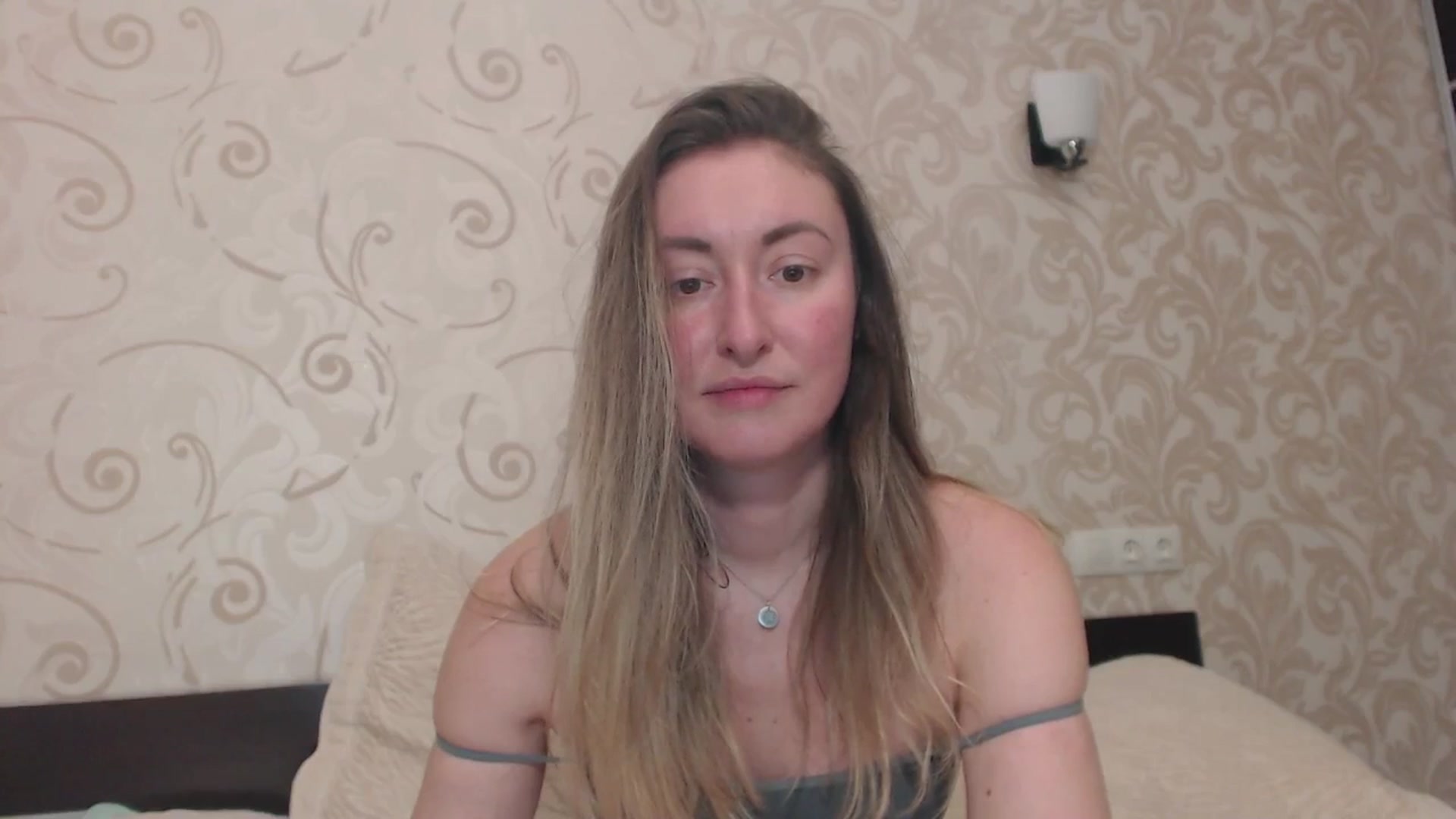 Gallery image thumbnail from Veronica_4u's myfreecams stream on, 03/23/2025, 17:56 image 5 of 20