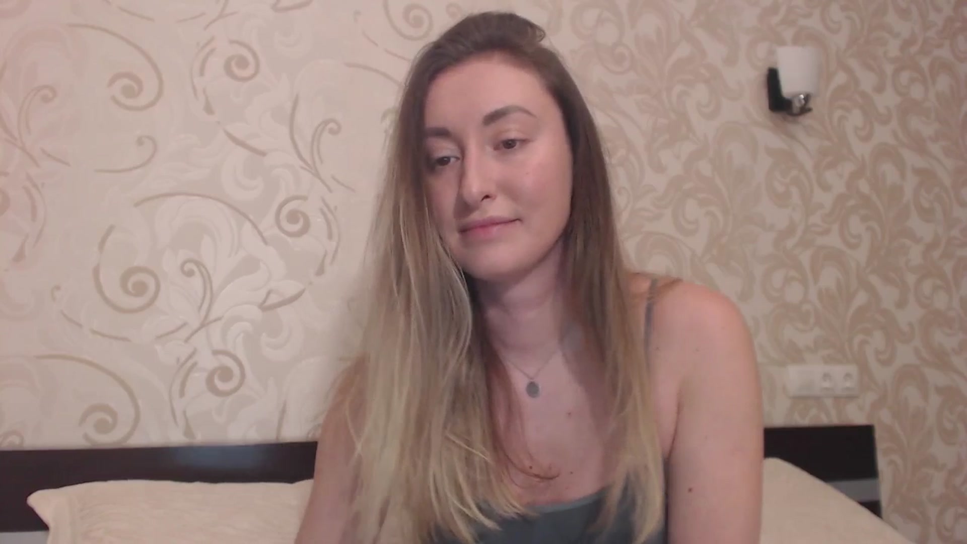 Gallery image thumbnail from Veronica_4u's myfreecams stream on, 04/07/2025, 18:24 image 14 of 20