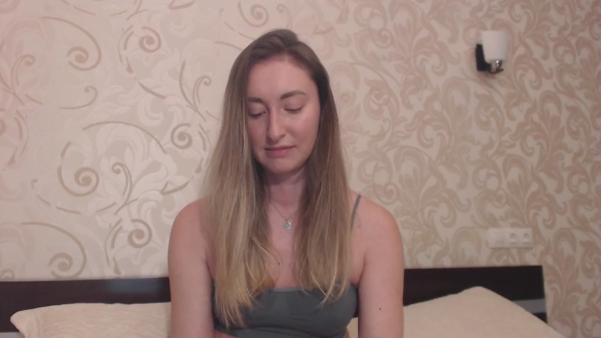 Gallery image thumbnail from Veronica_4u's myfreecams stream on, 04/07/2025, 18:24 image 10 of 20