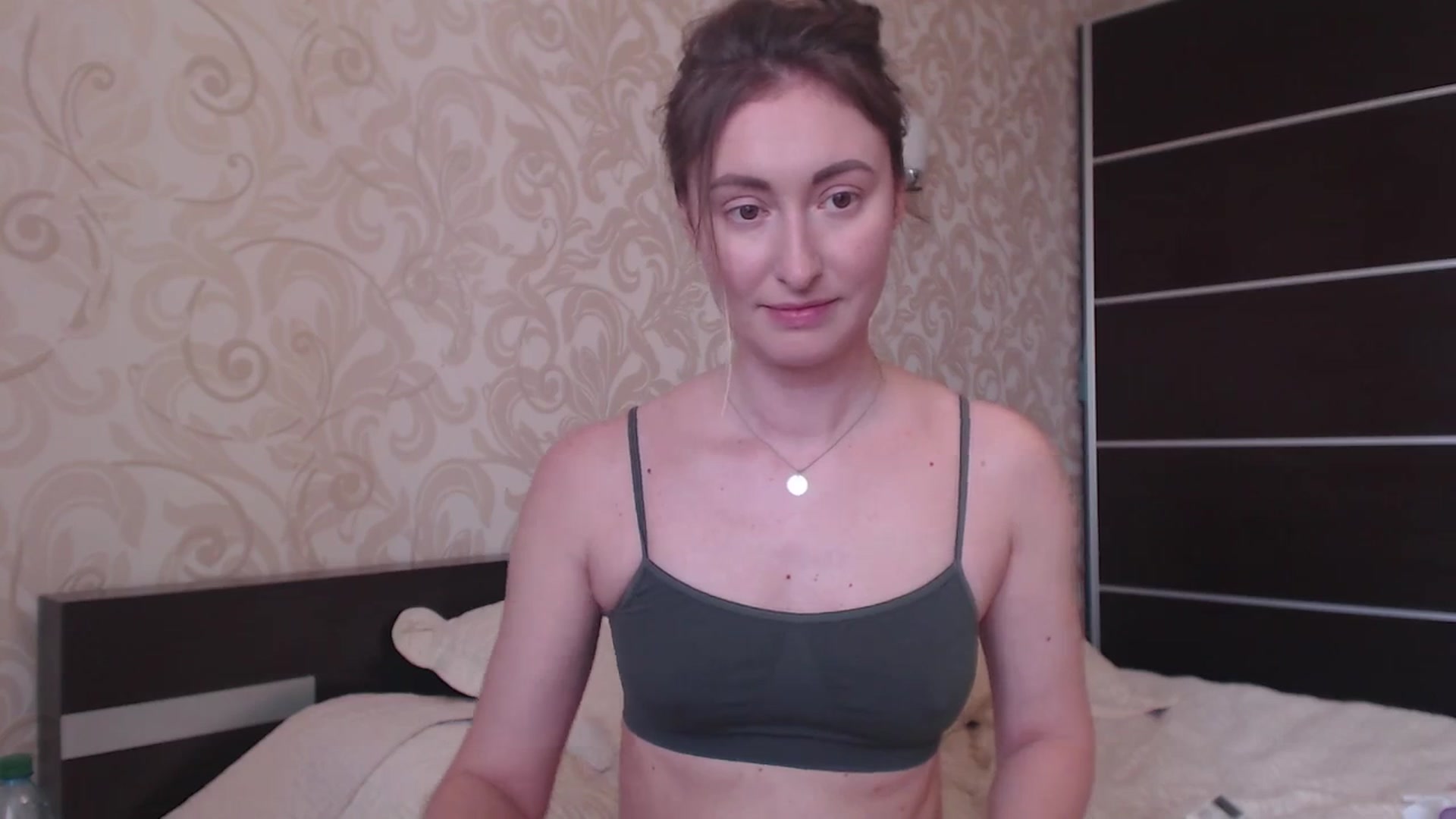 Gallery image thumbnail from Veronica_4u's myfreecams stream on, 04/26/2025, 10:33 image 11 of 20