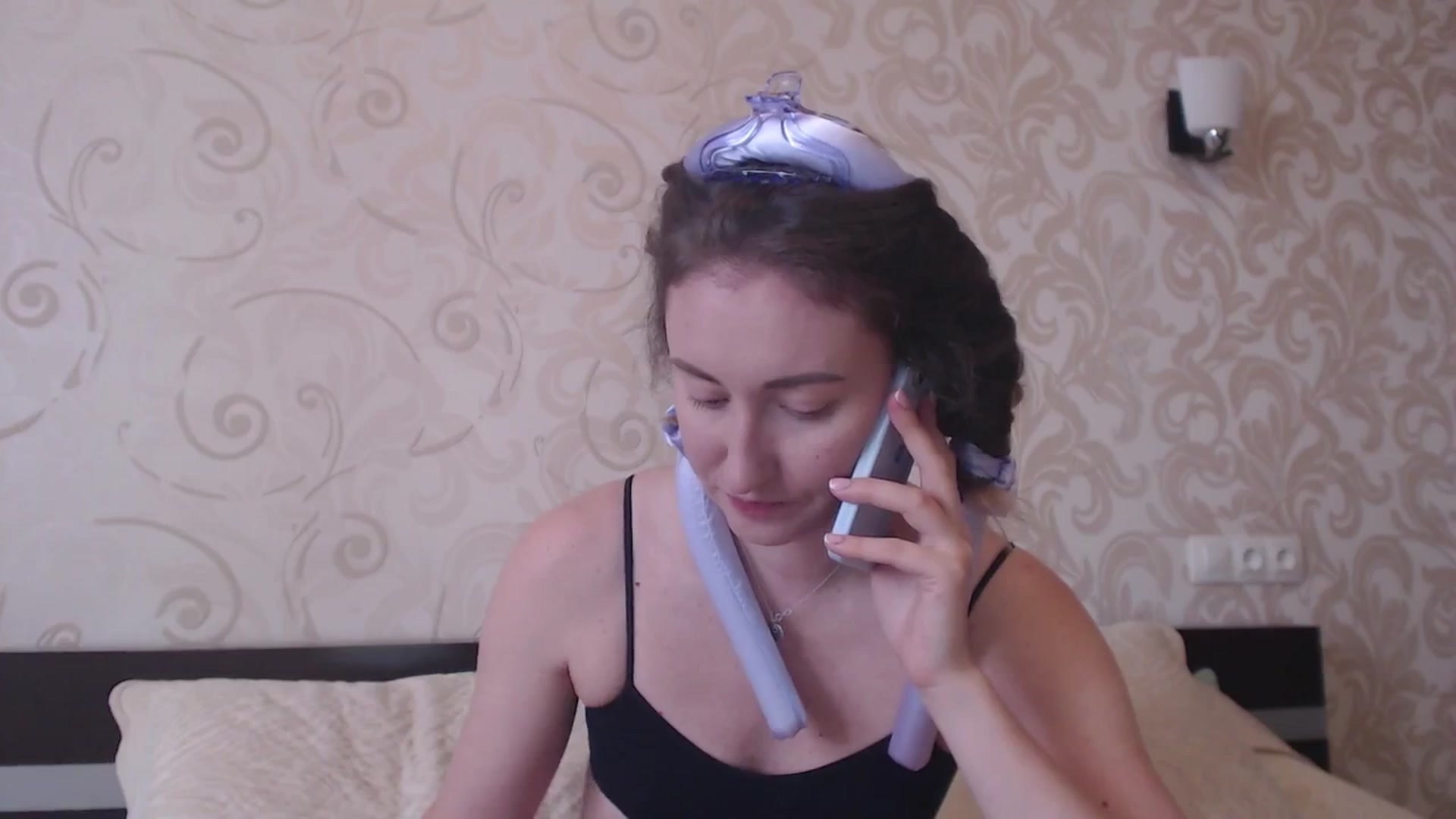 Gallery image thumbnail from Veronica_4u's myfreecams stream on, 04/27/2025, 11:19 image 5 of 20