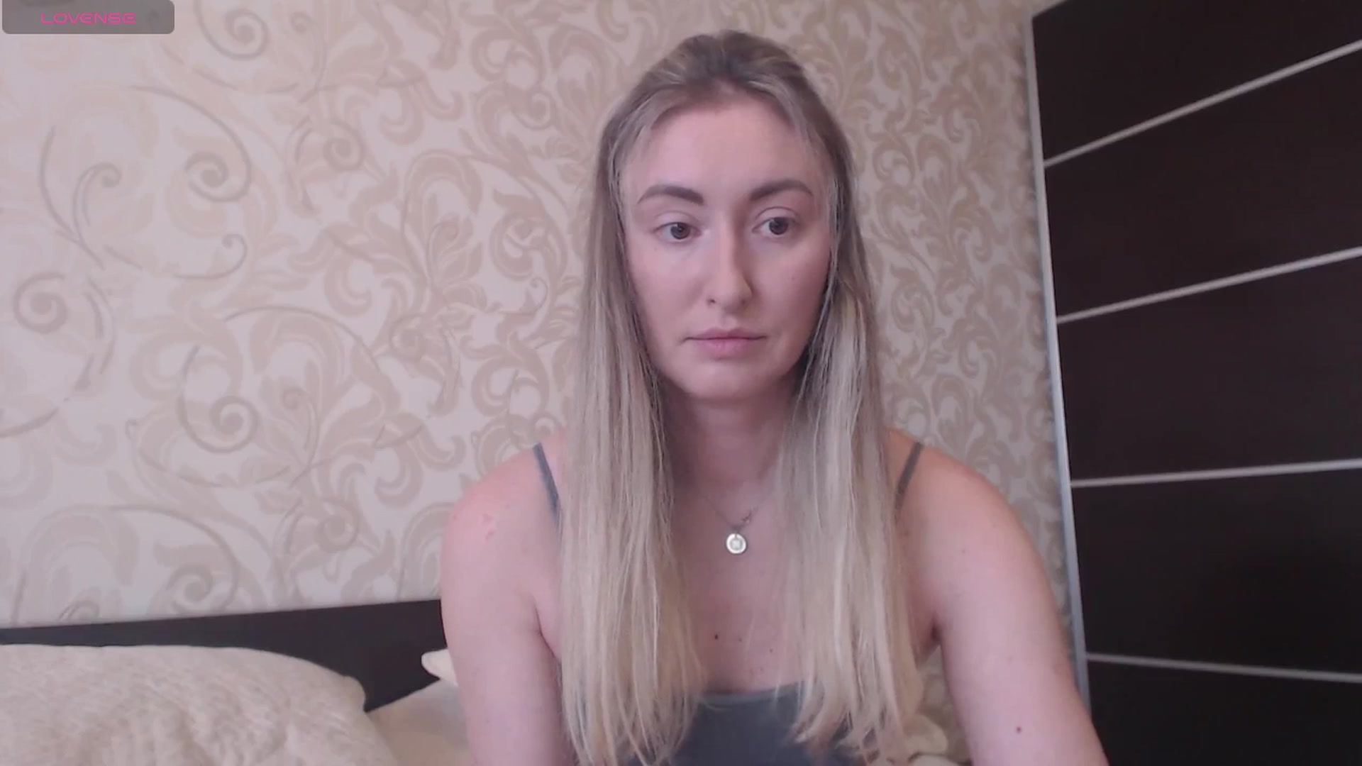 Gallery image thumbnail from Veronica_4u's myfreecams stream on, 06/01/2025, 13:14 image 4 of 20