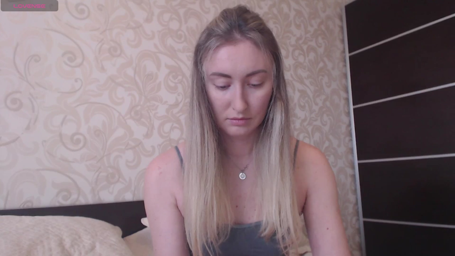 Gallery image thumbnail from Veronica_4u's myfreecams stream on, 06/01/2025, 13:14 image 3 of 20