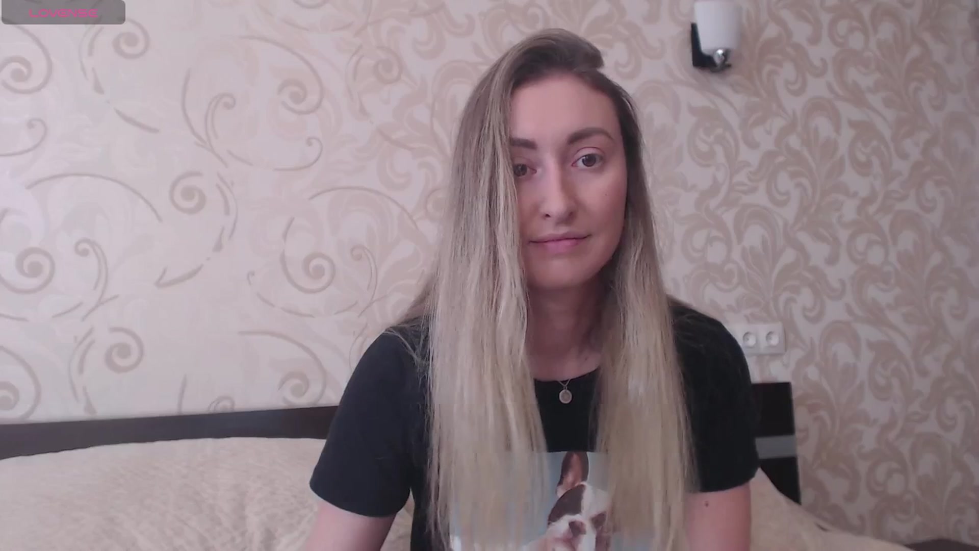 Gallery image thumbnail from Veronica_4u's myfreecams stream on, 07/07/2025, 09:32 image 10 of 20