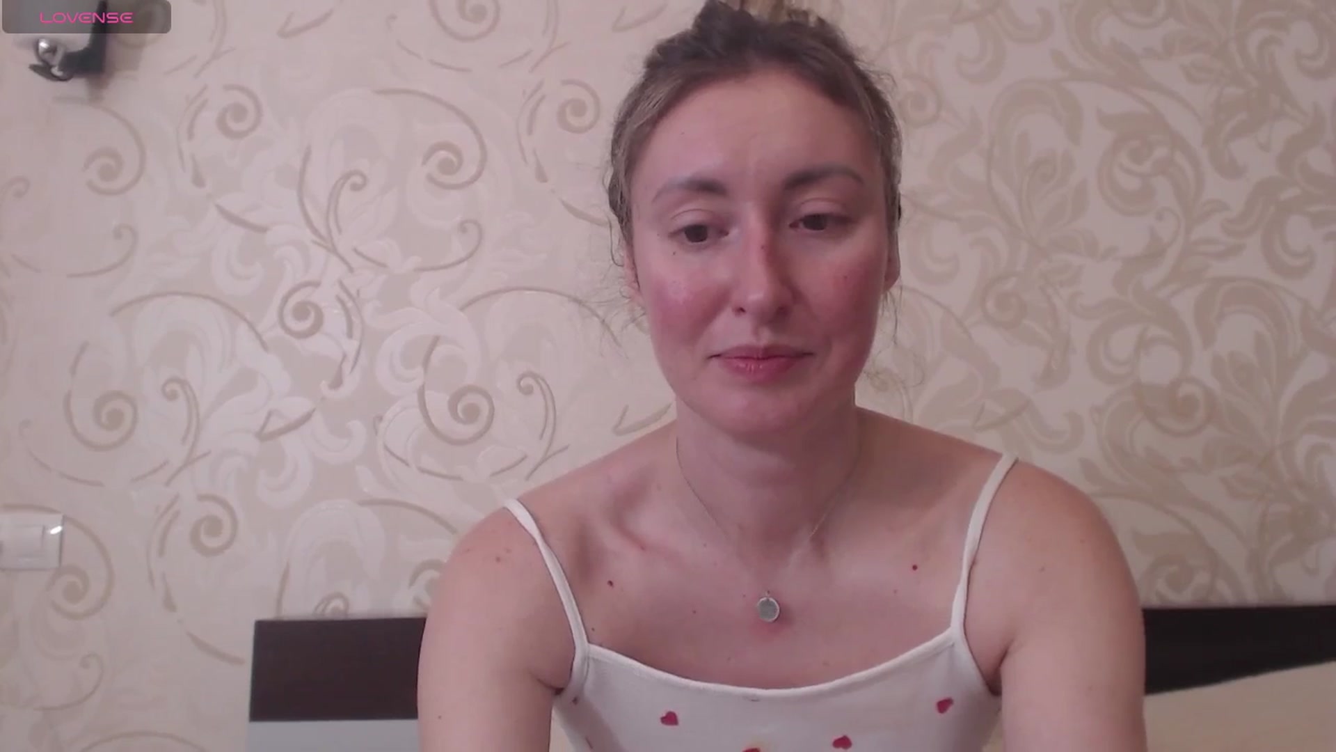 Gallery image thumbnail from Veronica_4u's myfreecams stream on, 07/08/2025, 16:04 image 15 of 20