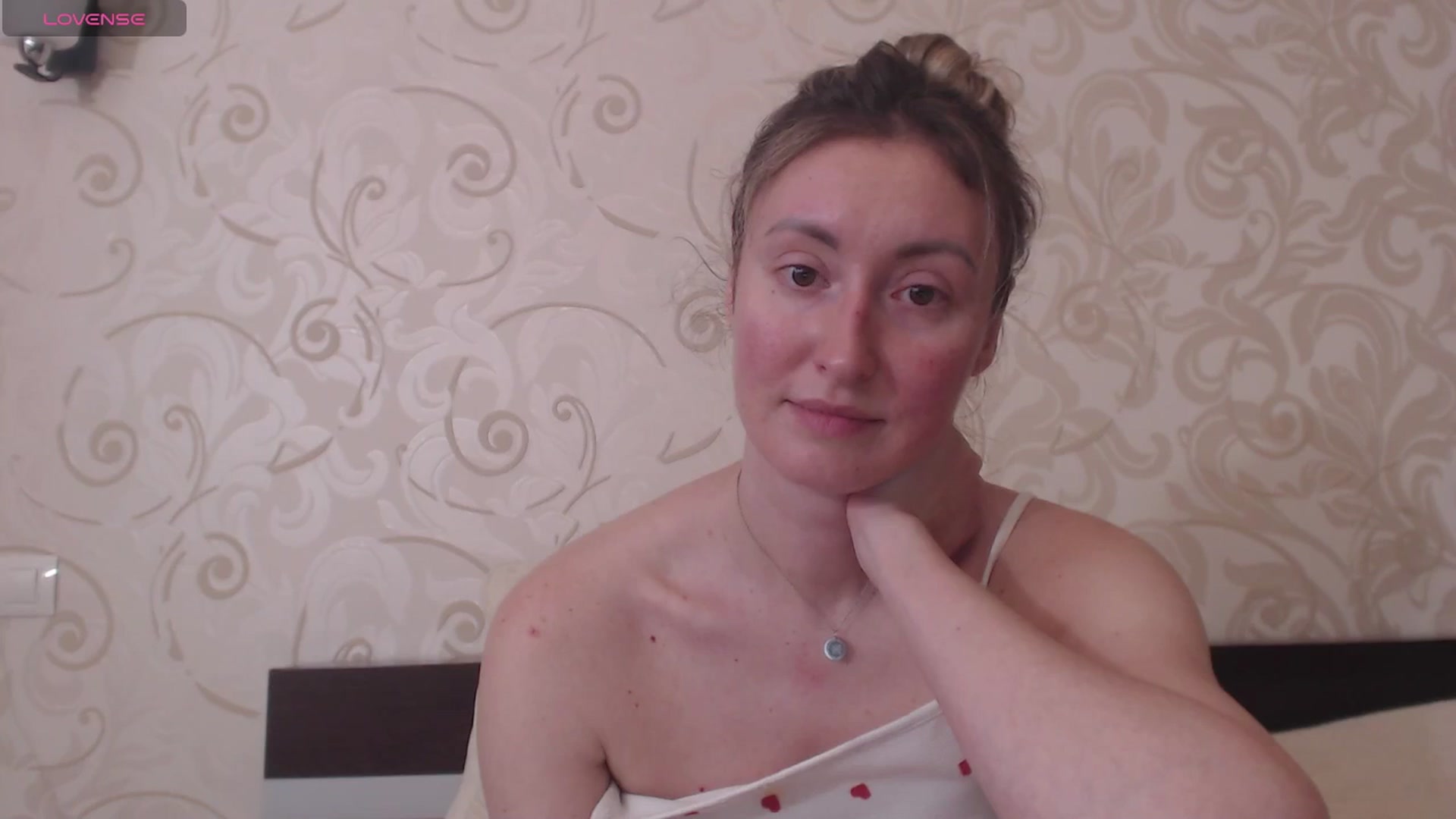 Gallery image thumbnail from Veronica_4u's myfreecams stream on, 07/08/2025, 16:04 image 20 of 20