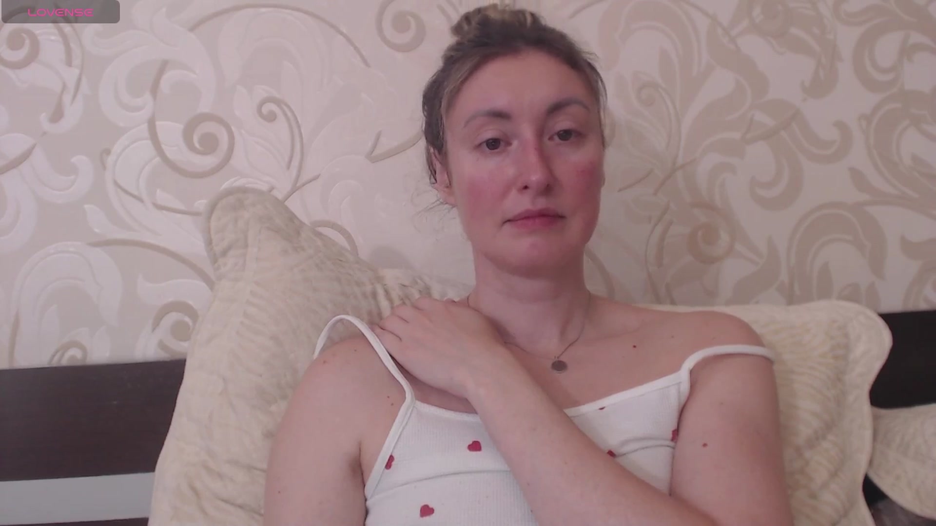 Gallery image thumbnail from Veronica_4u's myfreecams stream on, 07/08/2025, 16:04 image 10 of 20