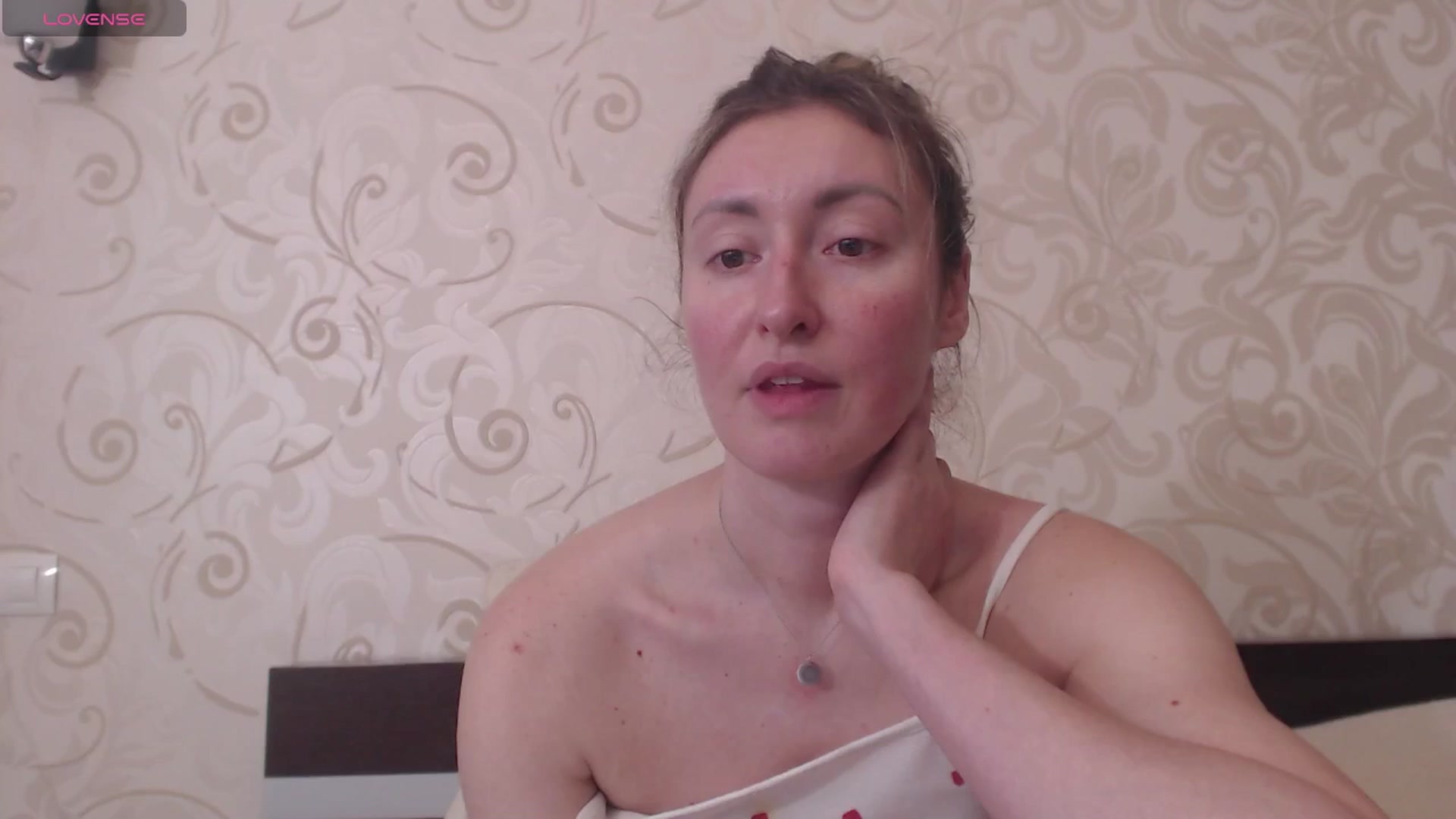 Gallery image thumbnail from Veronica_4u's myfreecams stream on, 07/08/2025, 16:04 image 19 of 20