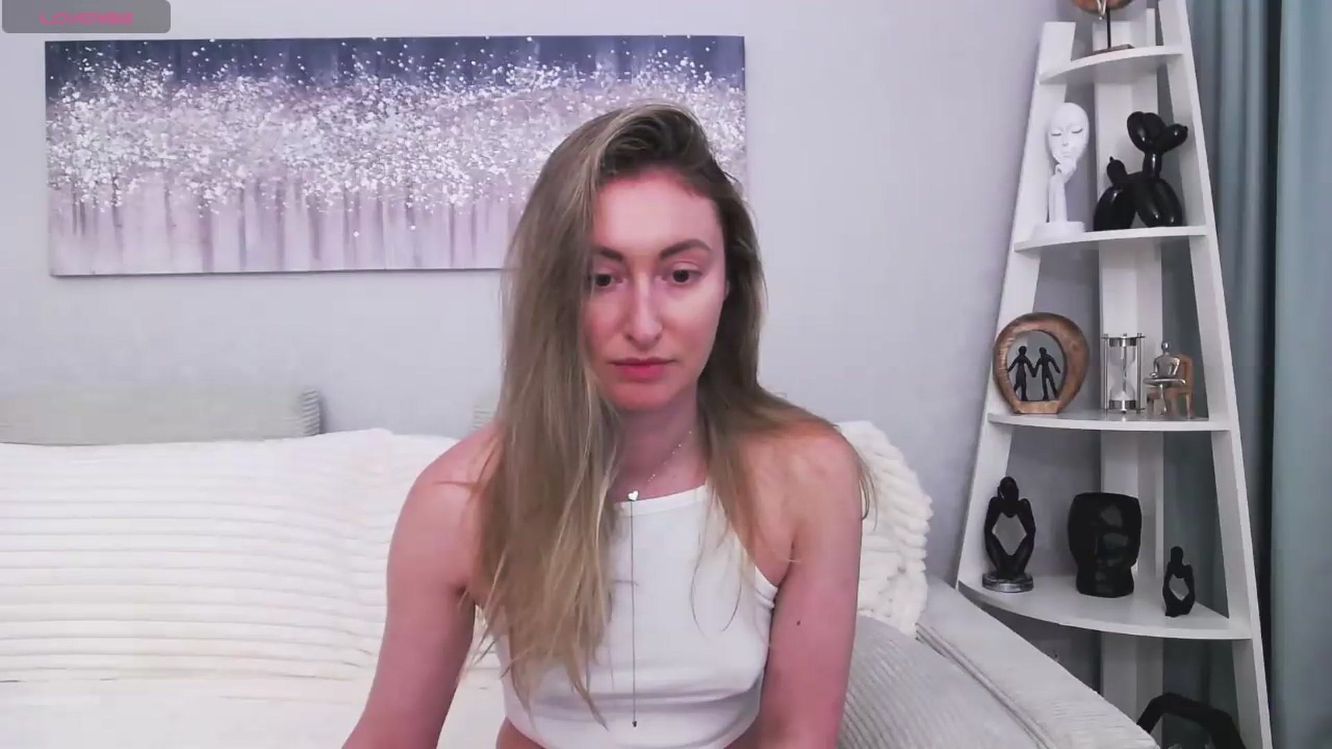 Gallery image thumbnail from Veronica_4u's myfreecams stream on, 05/17/2026, 16:31 image 18 of 20
