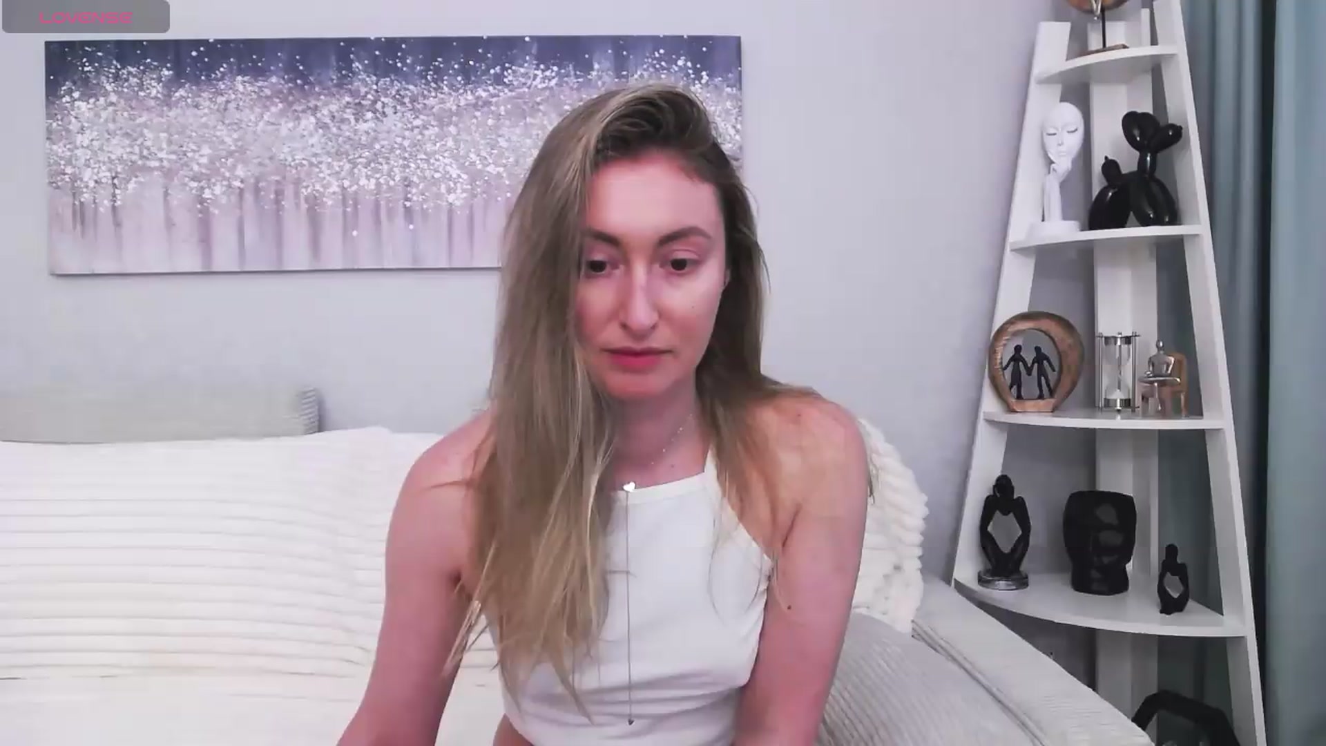 Gallery image thumbnail from Veronica_4u's myfreecams stream on, 05/17/2026, 16:31 image 16 of 20