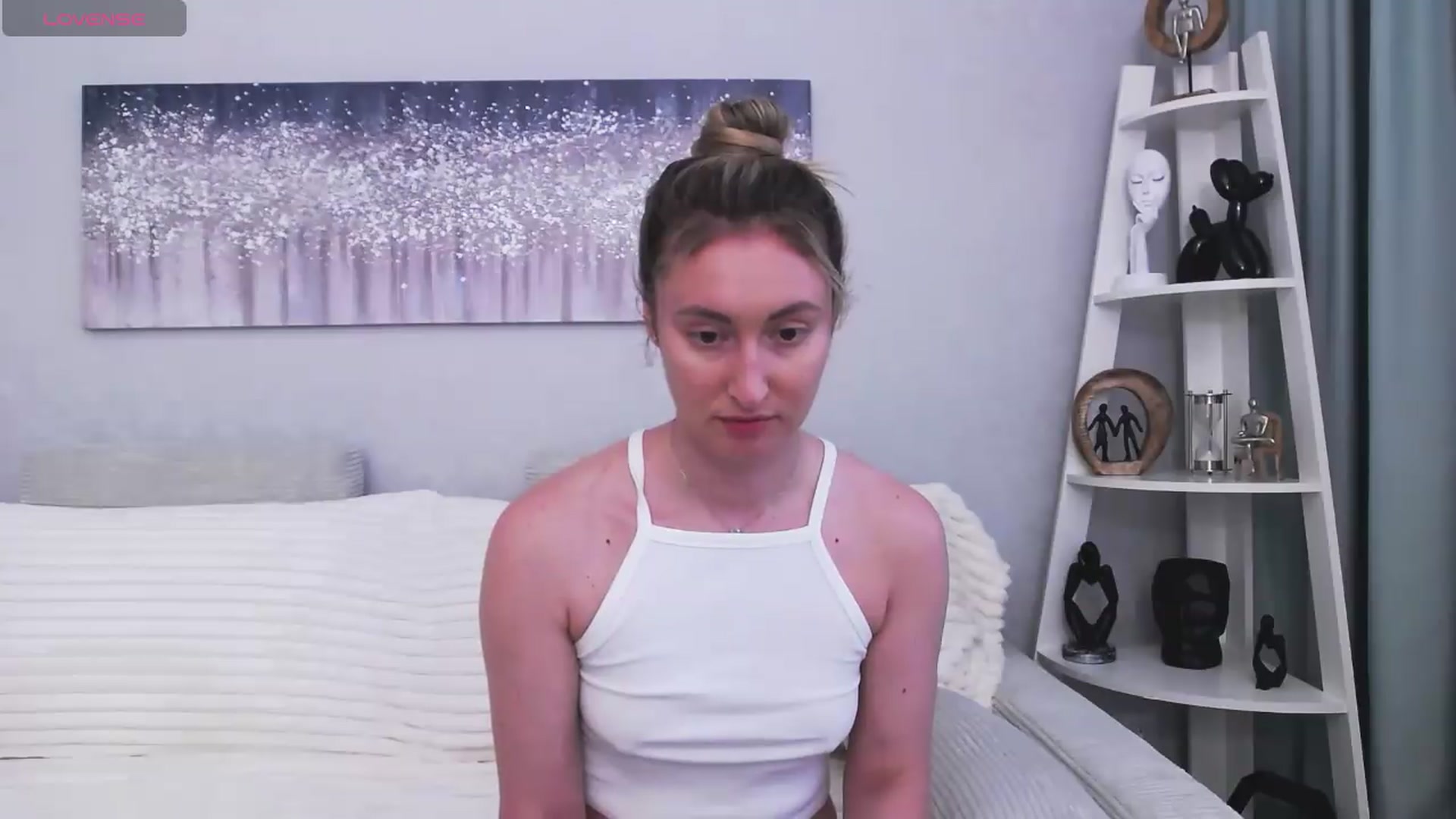 Gallery image thumbnail from Veronica_4u's myfreecams stream on, 05/17/2026, 16:31 image 7 of 20
