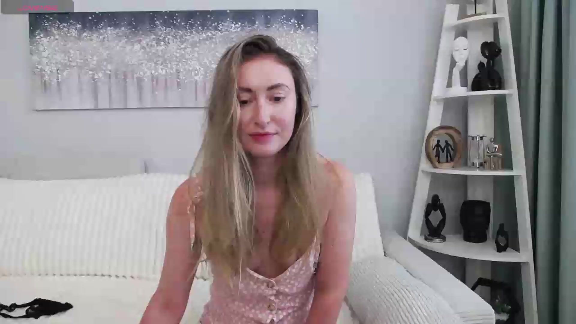 Gallery image thumbnail from Veronica_4u's myfreecams stream on, 07/13/2026, 15:26 image 3 of 20