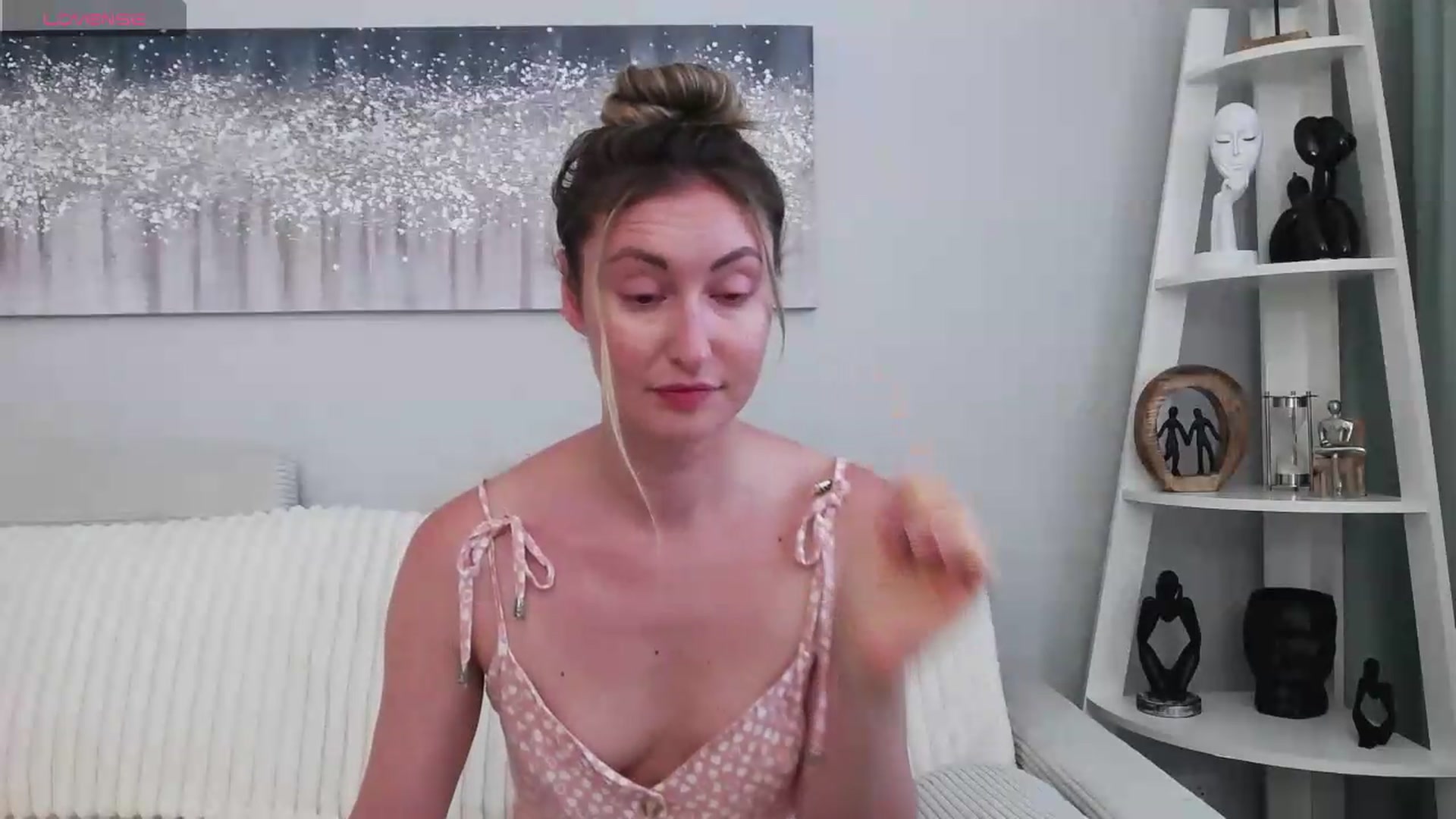 Gallery image thumbnail from Veronica_4u's myfreecams stream on, 07/13/2026, 15:26 image 20 of 20