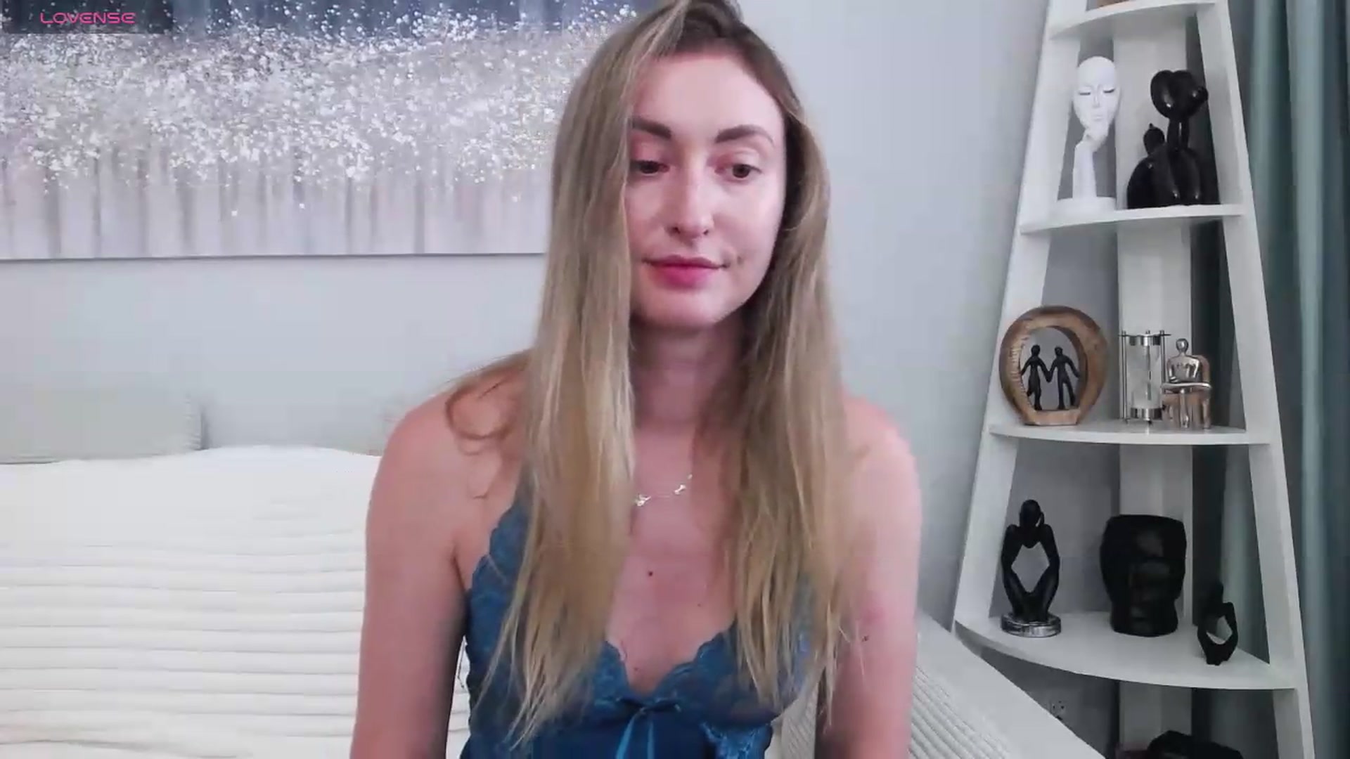 Gallery image thumbnail from Veronica_4u's myfreecams stream on, 07/26/2026, 15:48 image 4 of 20