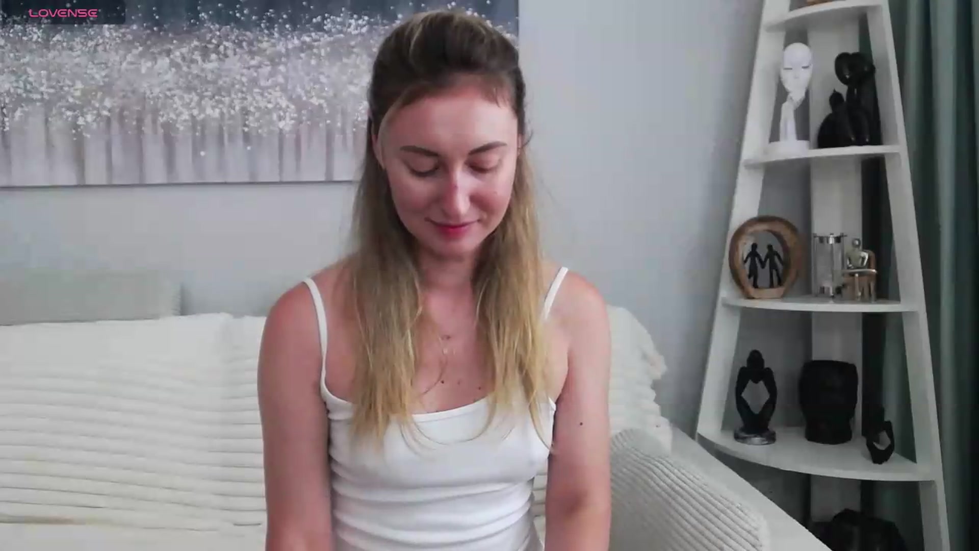 Gallery image thumbnail from Veronica_4u's myfreecams stream on, 07/28/2026, 06:35 image 3 of 20