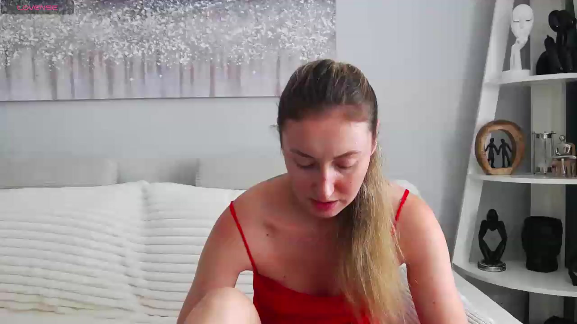Gallery image thumbnail from Veronica_4u's myfreecams stream on, 07/31/2026, 08:23 image 1 of 20