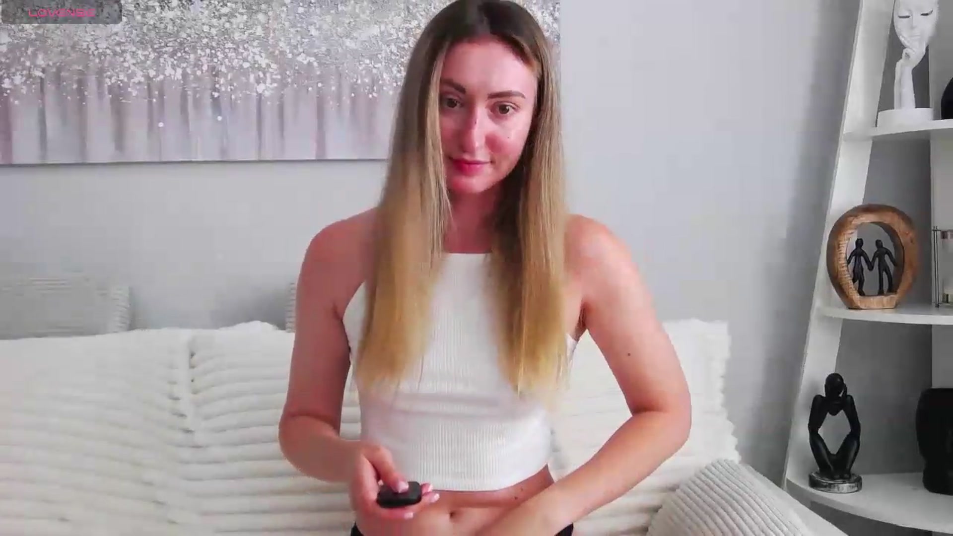 Gallery image thumbnail from Veronica_4u's myfreecams stream on, 08/24/2026, 06:56 image 20 of 20
