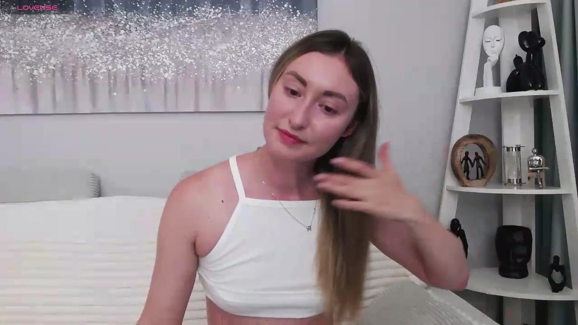 Gallery image thumbnail from Veronica_4u's myfreecams stream on, 08/26/2026, 18:19 image 16 of 20