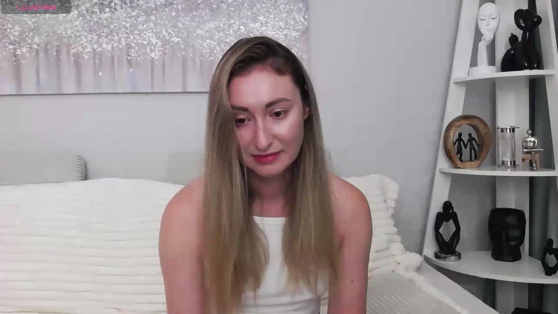Gallery image thumbnail from Veronica_4u's myfreecams stream on, 08/26/2026, 18:18 image 20 of 20