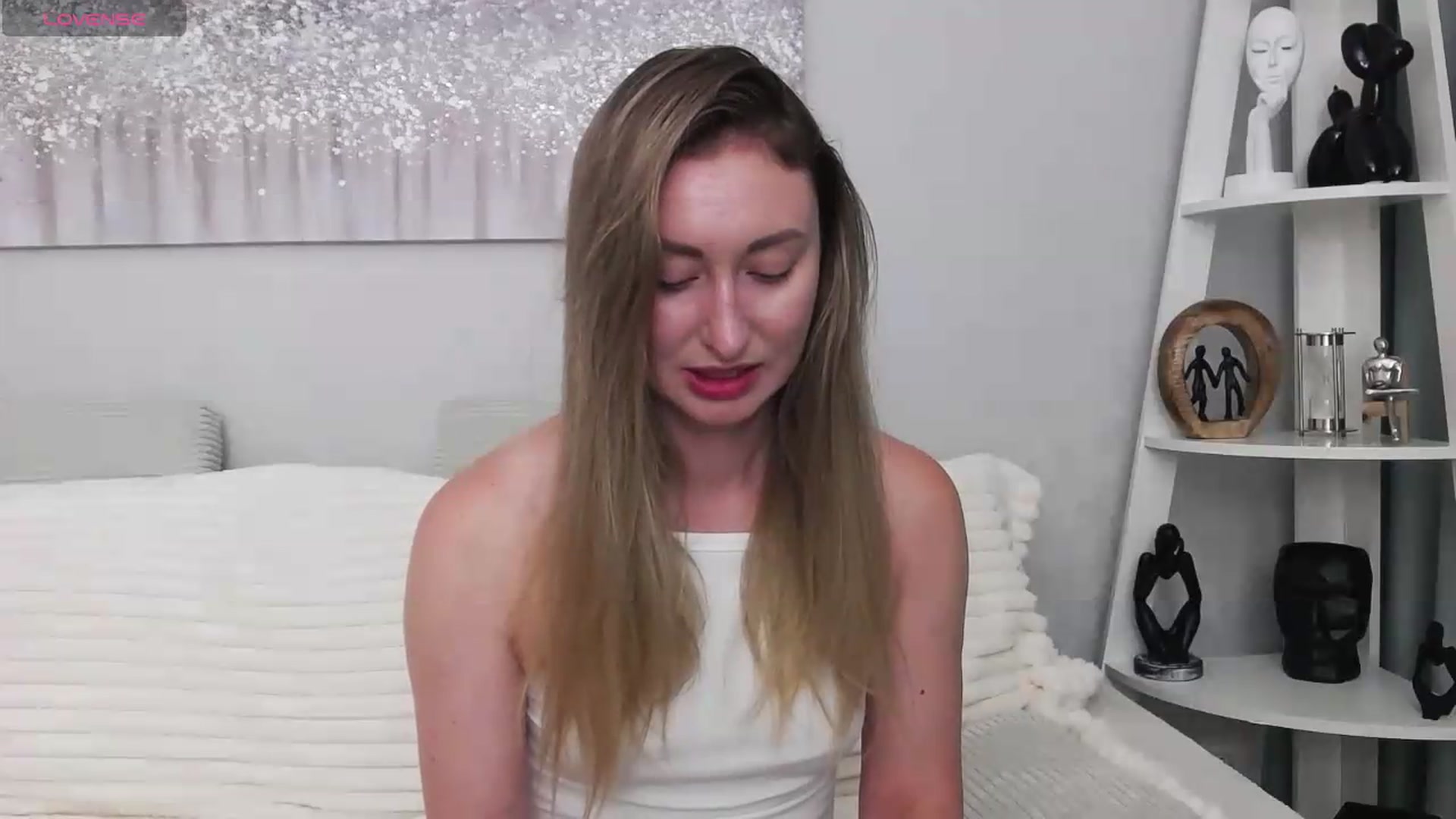 Gallery image thumbnail from Veronica_4u's myfreecams stream on, 08/26/2026, 18:18 image 10 of 20