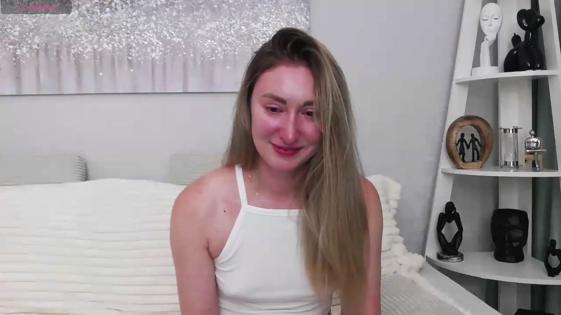 Gallery image thumbnail from Veronica_4u's myfreecams stream on, 08/26/2026, 18:19 image 5 of 20