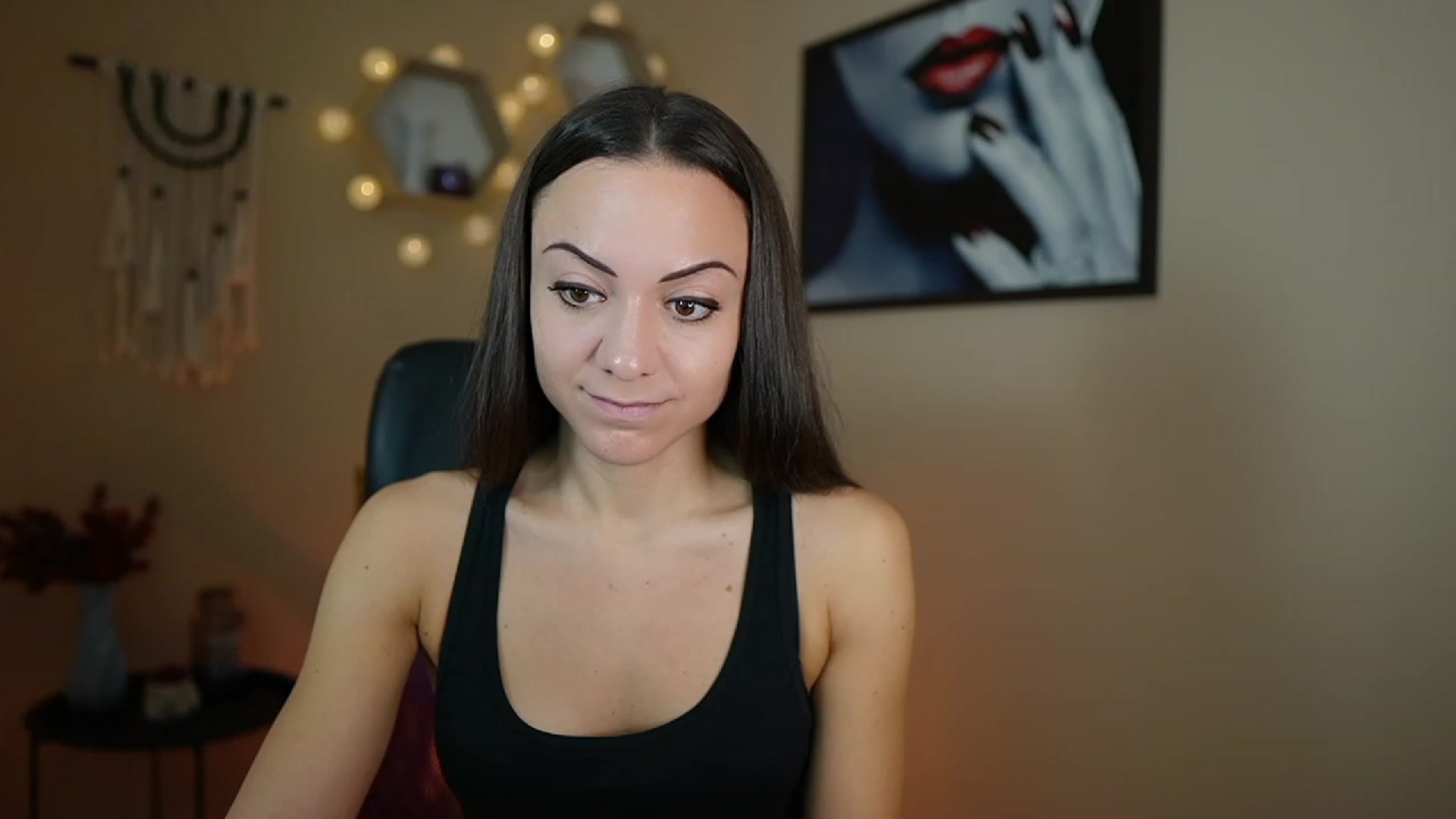 Gallery image thumbnail from Veronica_More's myfreecams stream on, 12/13/2023, 10:29 image 11 of 20