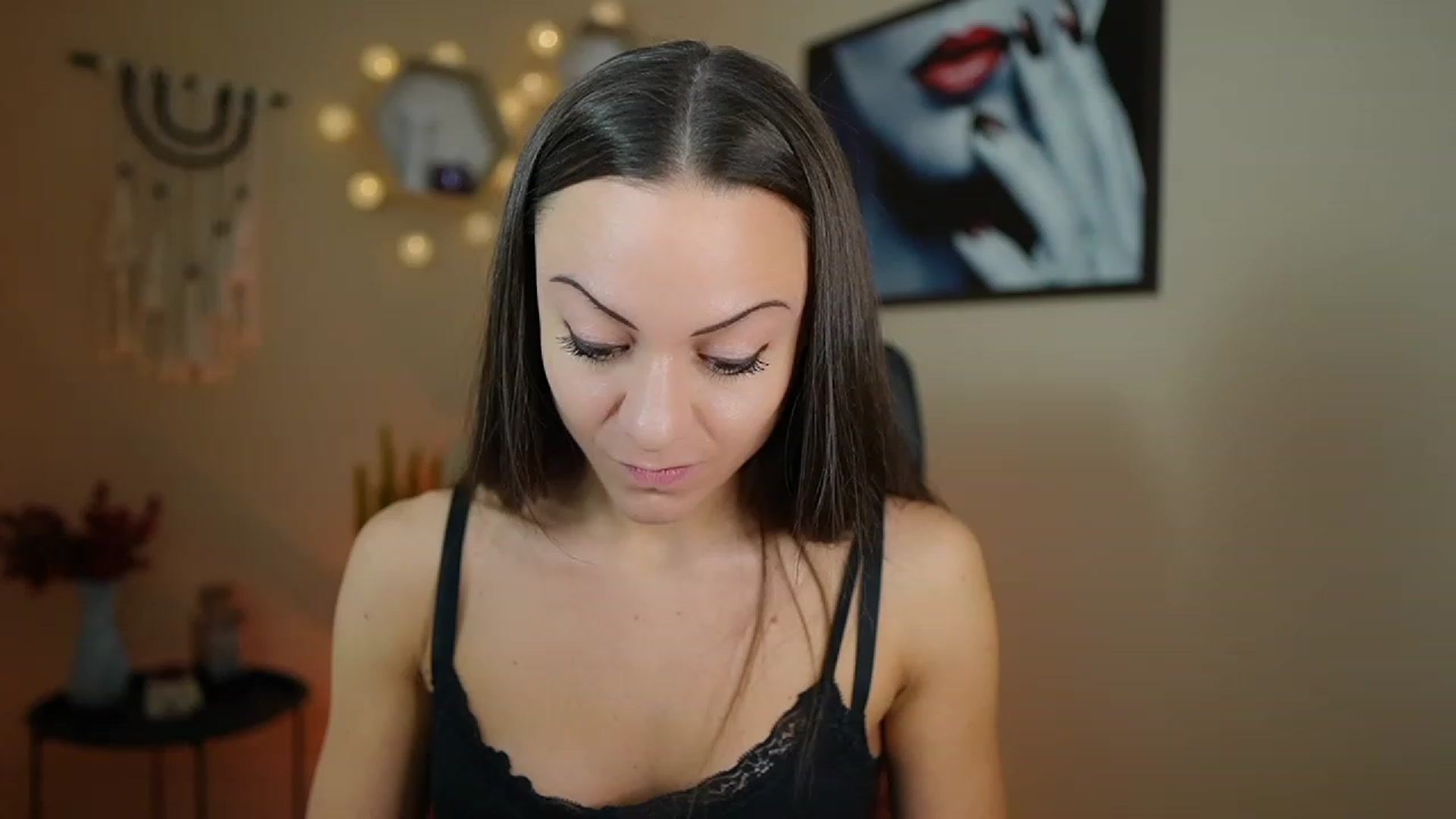 Gallery image thumbnail from Veronica_More's myfreecams stream on, 12/14/2023, 12:04 image 6 of 20