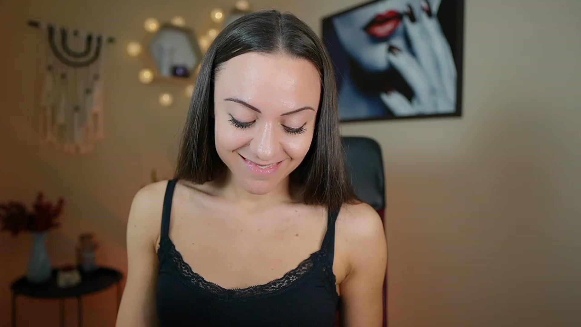 Gallery image thumbnail from Veronica_More's myfreecams stream on, 12/14/2023, 13:23 image 3 of 20
