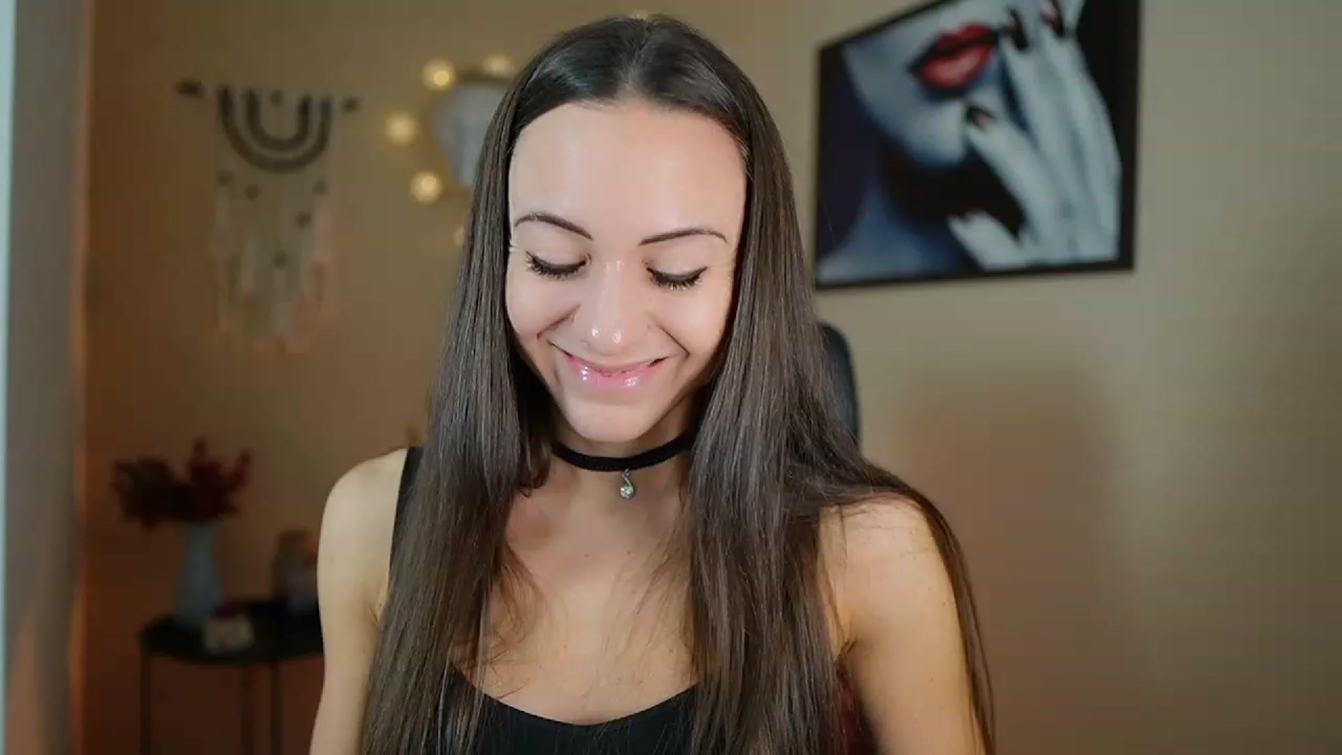 Gallery image thumbnail from Veronica_More's myfreecams stream on, 12/21/2023, 12:09 image 12 of 20