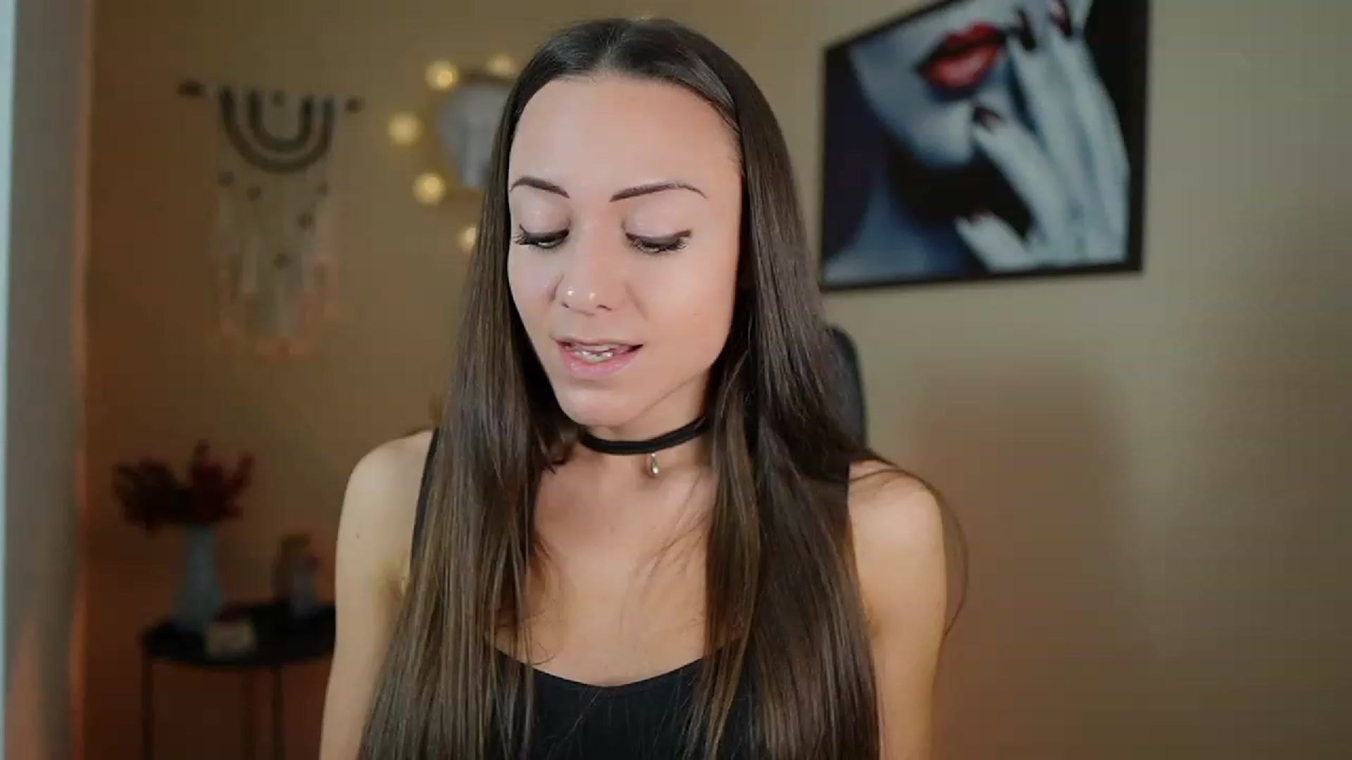 Gallery image thumbnail from Veronica_More's myfreecams stream on, 12/21/2023, 12:09 image 9 of 20