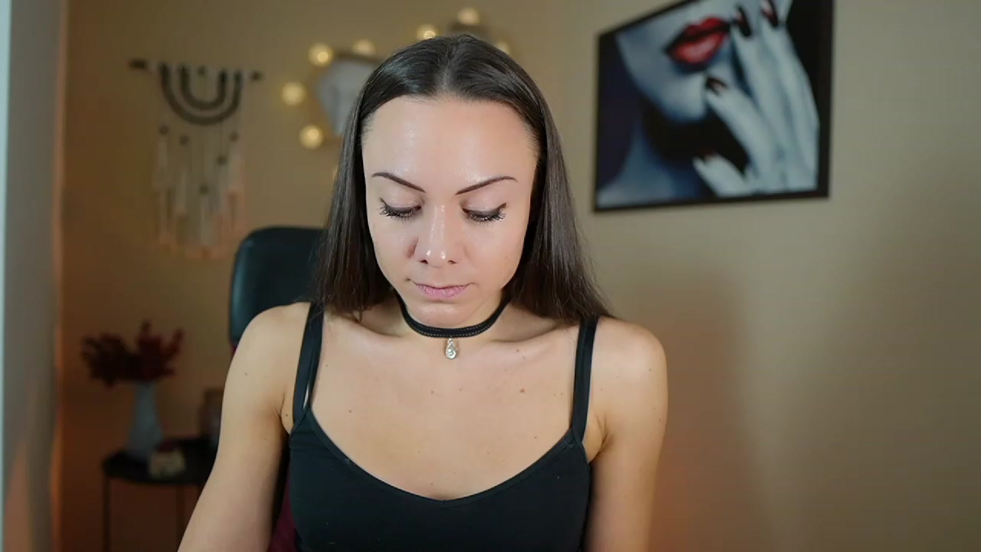 Gallery image thumbnail from Veronica_More's myfreecams stream on, 12/21/2023, 13:54 image 2 of 20