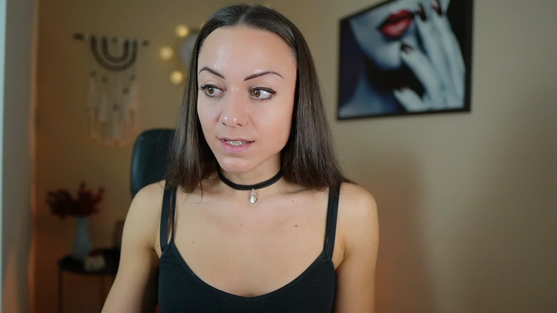Gallery image thumbnail from Veronica_More's myfreecams stream on, 12/21/2023, 13:54 image 5 of 20