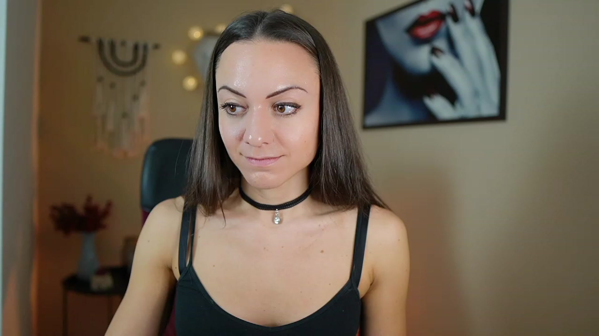Gallery image thumbnail from Veronica_More's myfreecams stream on, 12/21/2023, 13:54 image 7 of 20
