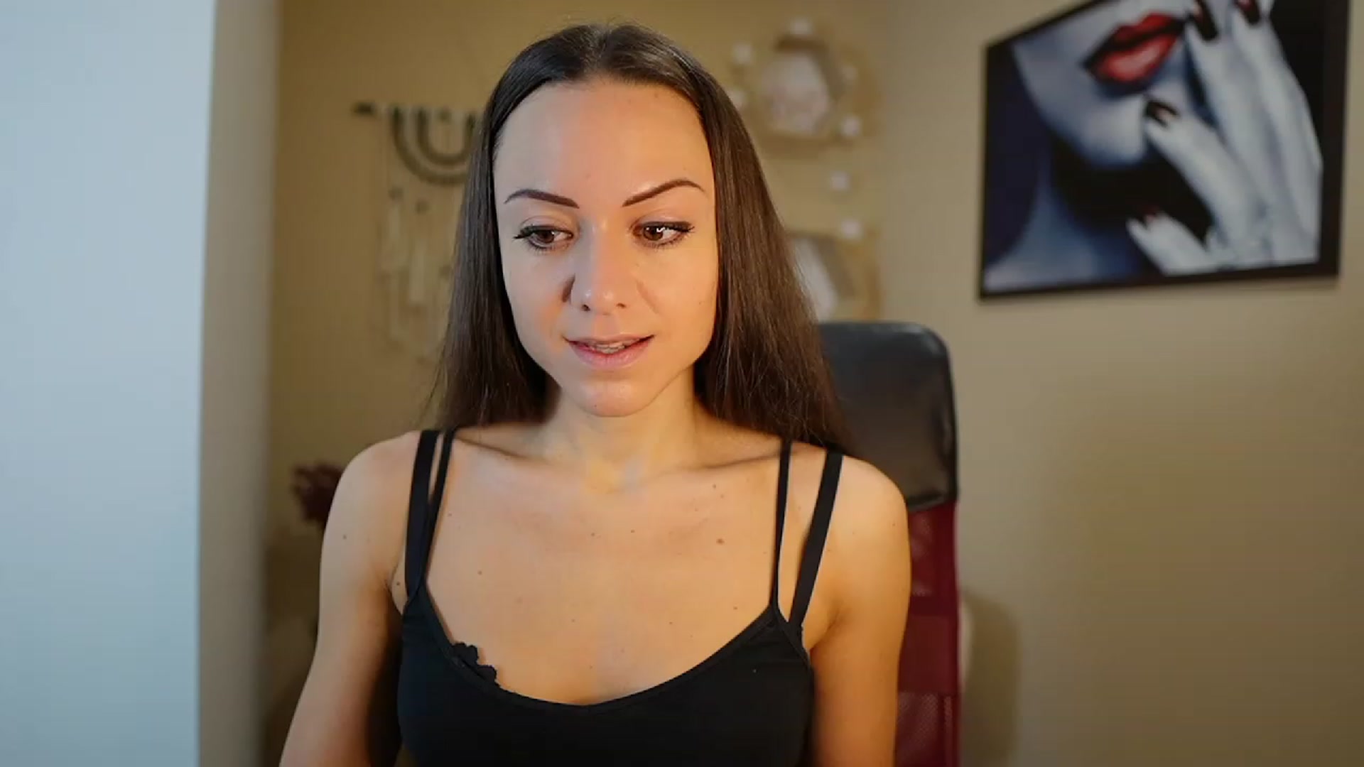 Gallery image thumbnail from Veronica_More's myfreecams stream on, 01/03/2024, 10:14 image 1 of 20
