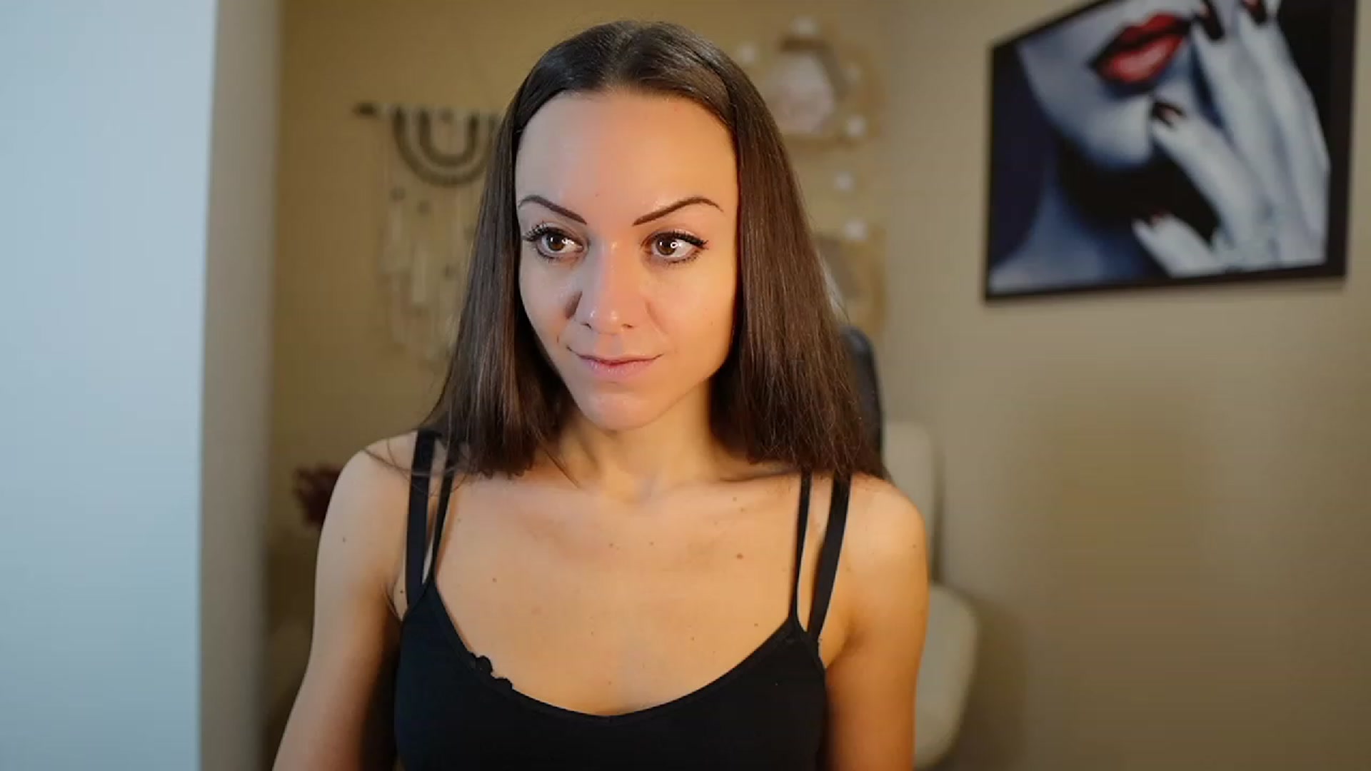 Gallery image thumbnail from Veronica_More's myfreecams stream on, 01/03/2024, 10:14 image 18 of 20