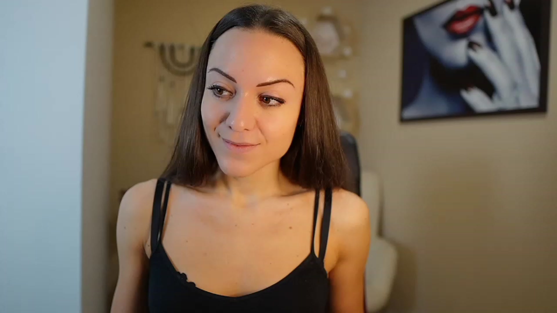 Gallery image thumbnail from Veronica_More's myfreecams stream on, 01/03/2024, 10:14 image 16 of 20
