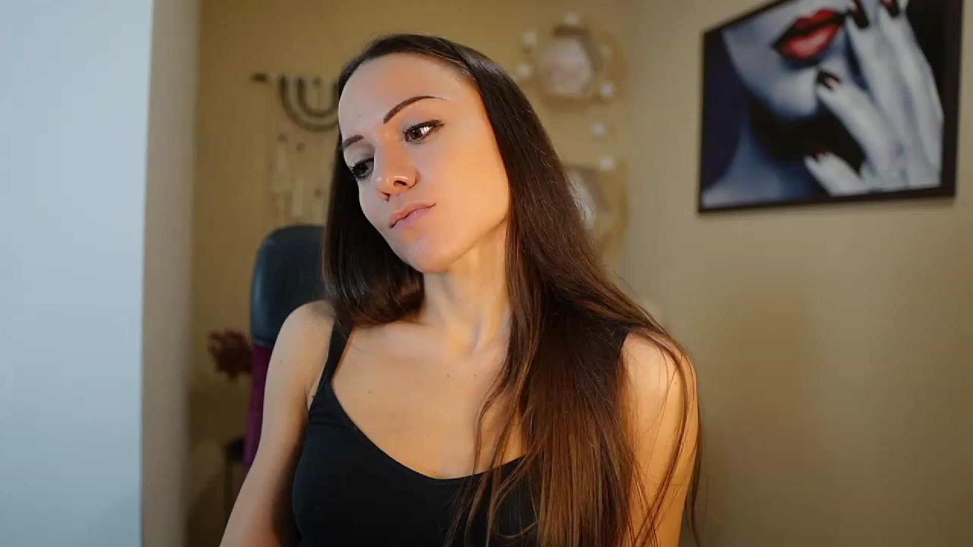 Gallery image thumbnail from Veronica_More's myfreecams stream on, 01/03/2024, 11:19 image 1 of 20