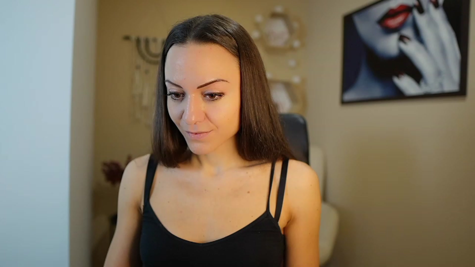Gallery image thumbnail from Veronica_More's myfreecams stream on, 01/03/2024, 11:19 image 8 of 20